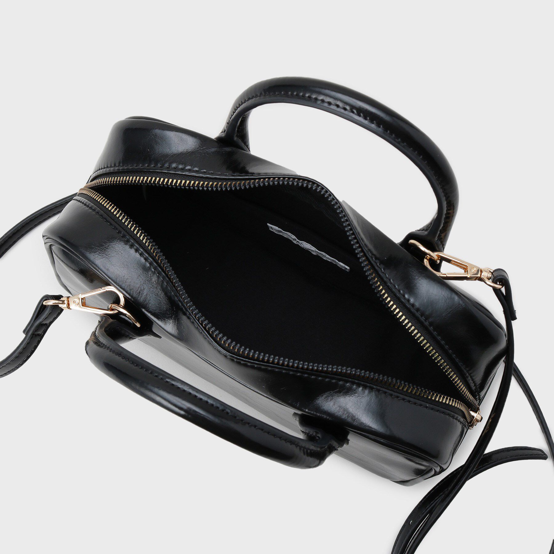 OPAQUE.CLIP「【軽量/2WAY】オイル調合皮ミドルボストンバッグ」|ショルダー・メッセンジャー|