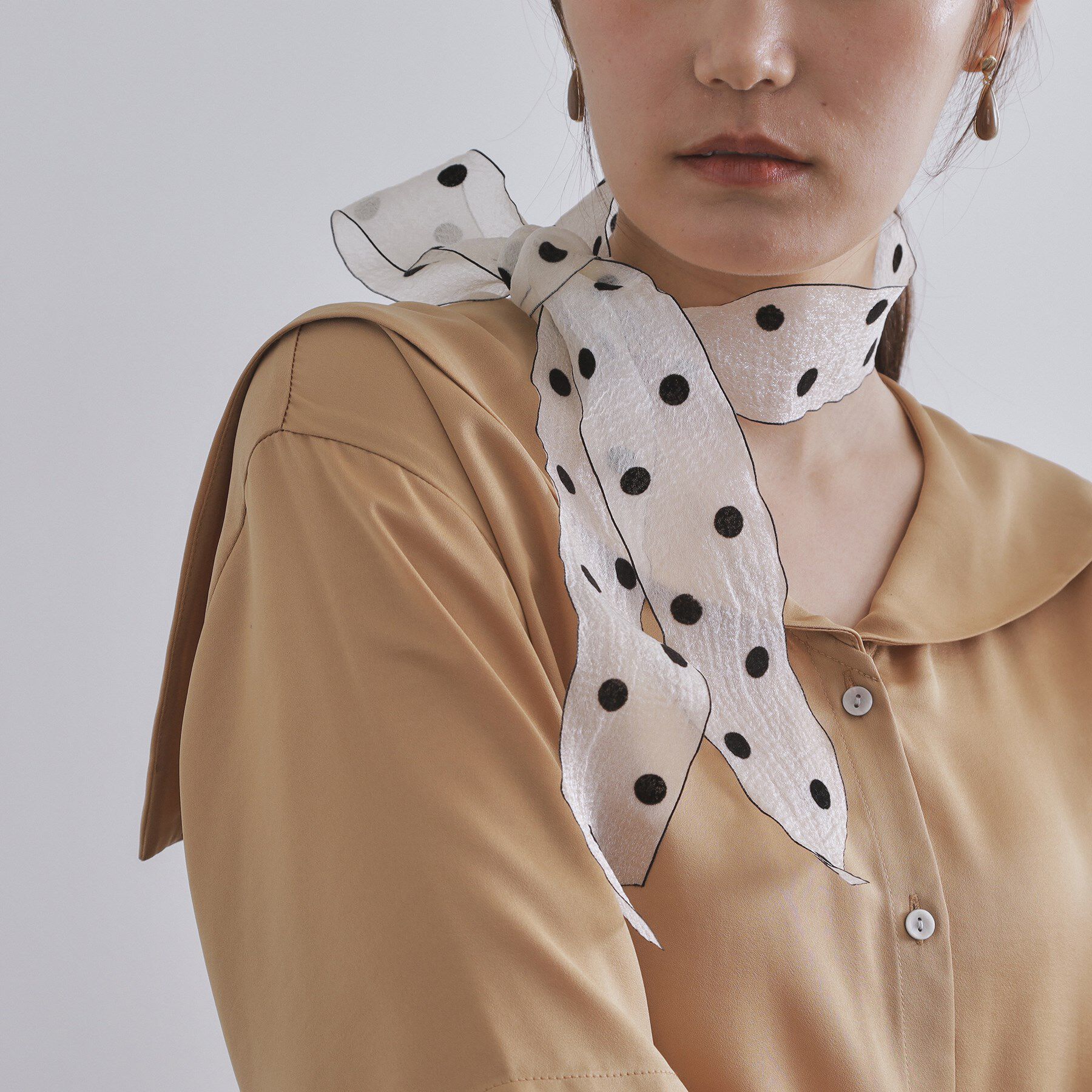 OPAQUE.CLIP「シアーレーススカラップスカーフ」|バンダナ・スカーフ|