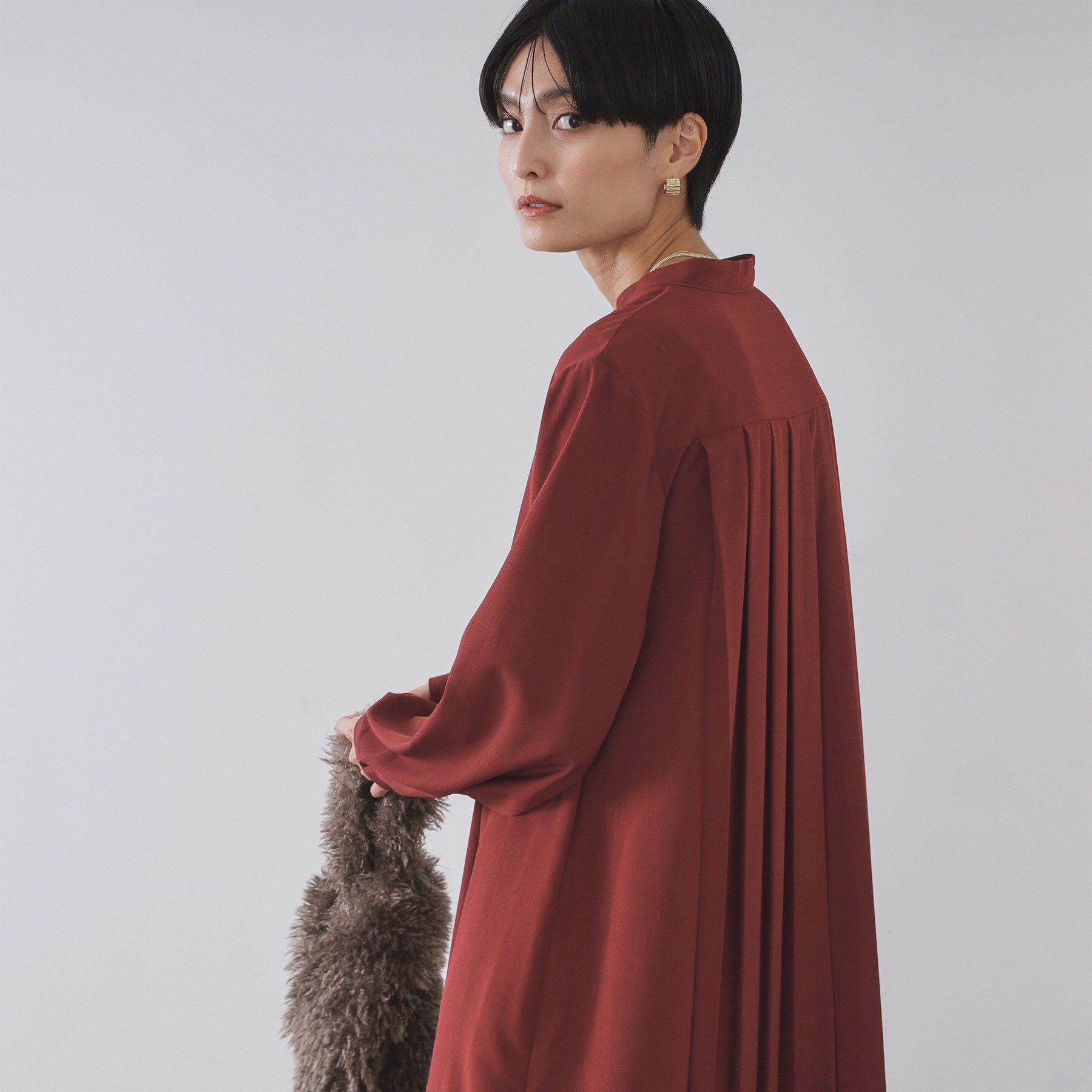 OPAQUE.CLIP「バックプリーツワンピース【洗濯機OK】」|ワンピース|