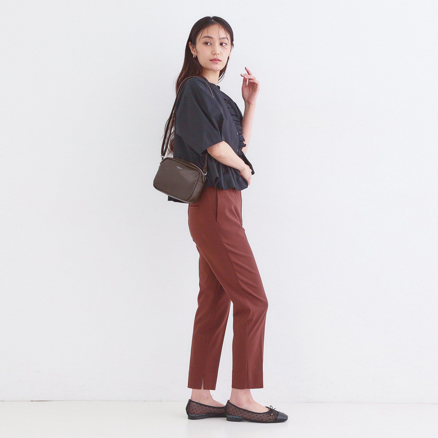 OPAQUE.CLIP「シュリンク合皮スクエアミニショルダーバッグ【軽量／長さ調整可能】」|ショルダー・メッセンジャー|