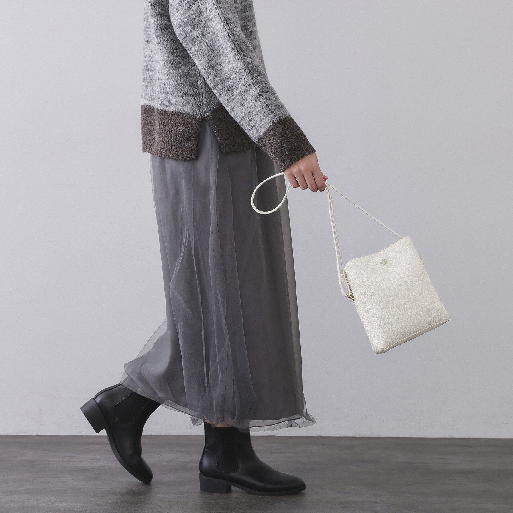 OPAQUE.CLIP「シュリンク合皮3層ミニショルダーバッグ【軽量／長さ調整可能】」|ショルダー・メッセンジャー|