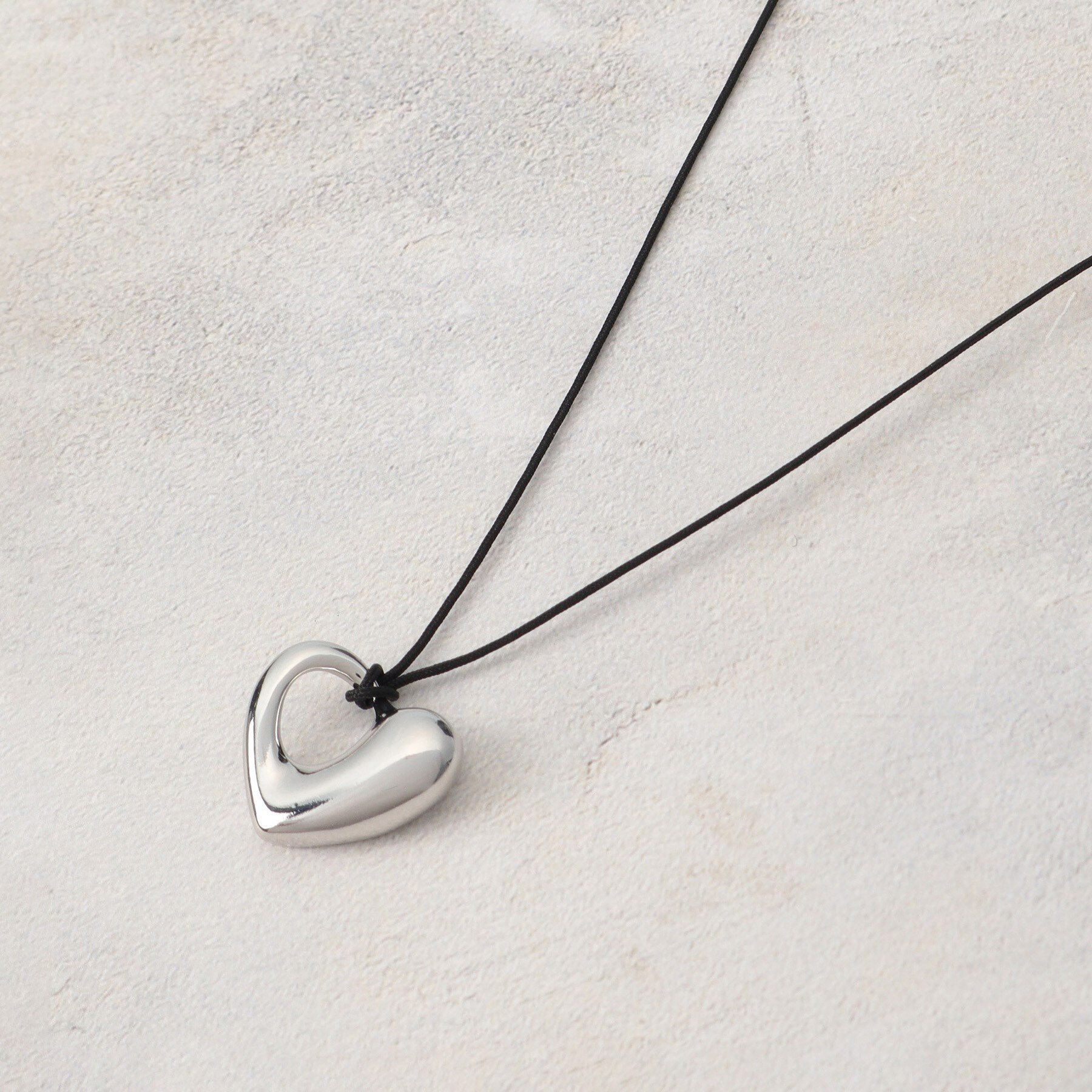 OPAQUE.CLIP「デザインハートモチーフ スライドネックレス」|ネックレス|シルバー(006)