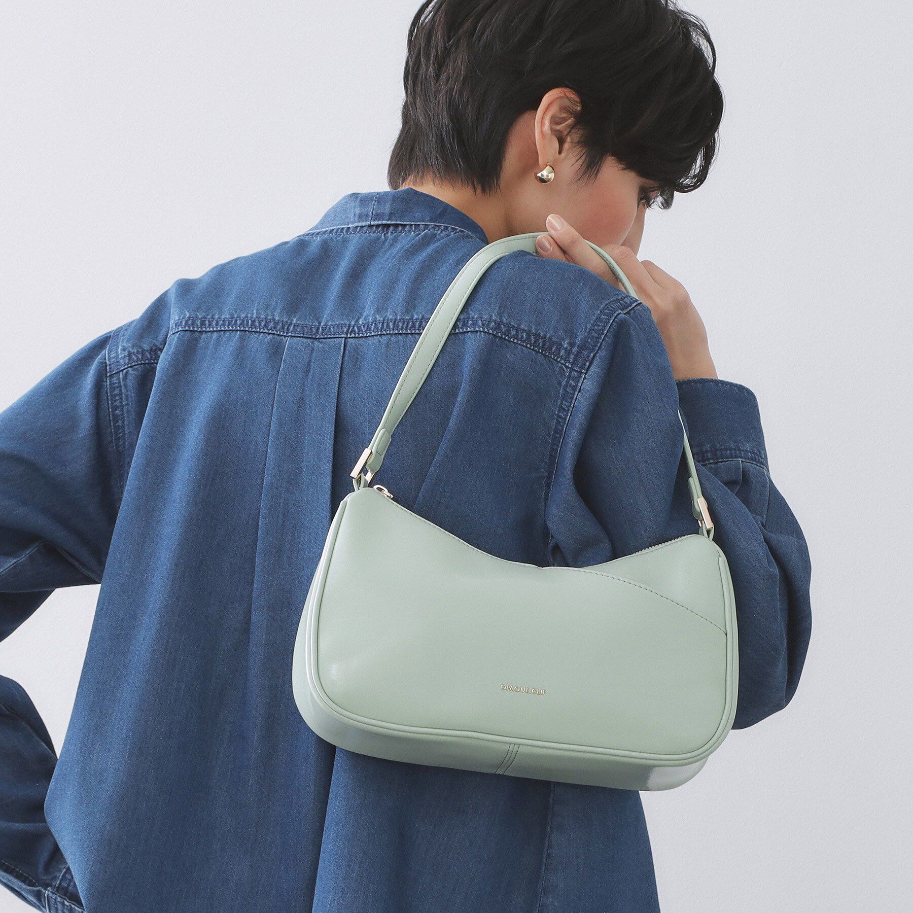 OPAQUE.CLIP「スラッシュポケットショルダーバッグ」|ショルダー・メッセンジャー|