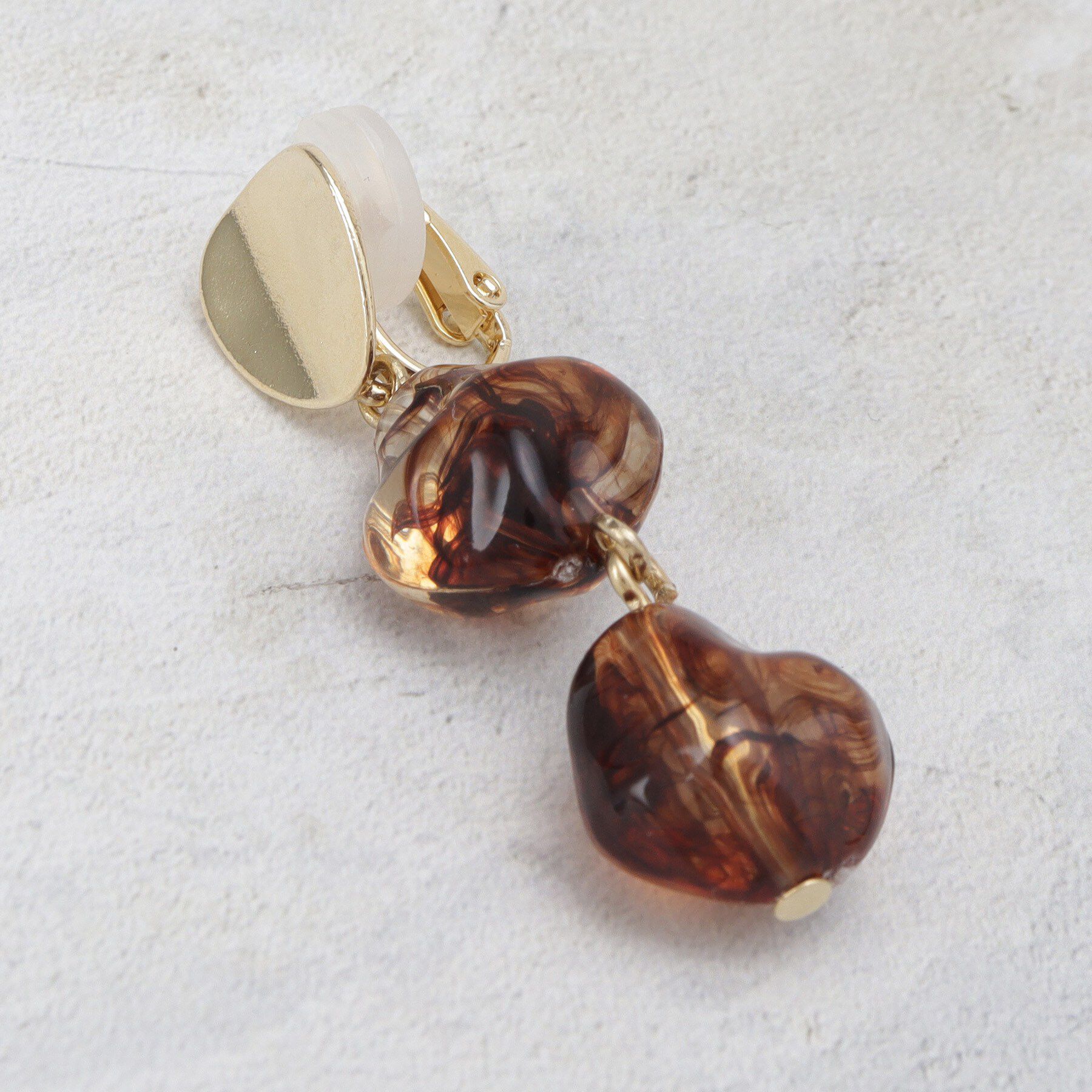 OPAQUE.CLIP「メタル&times;アクリルビーズ イヤリング」|イヤリング|