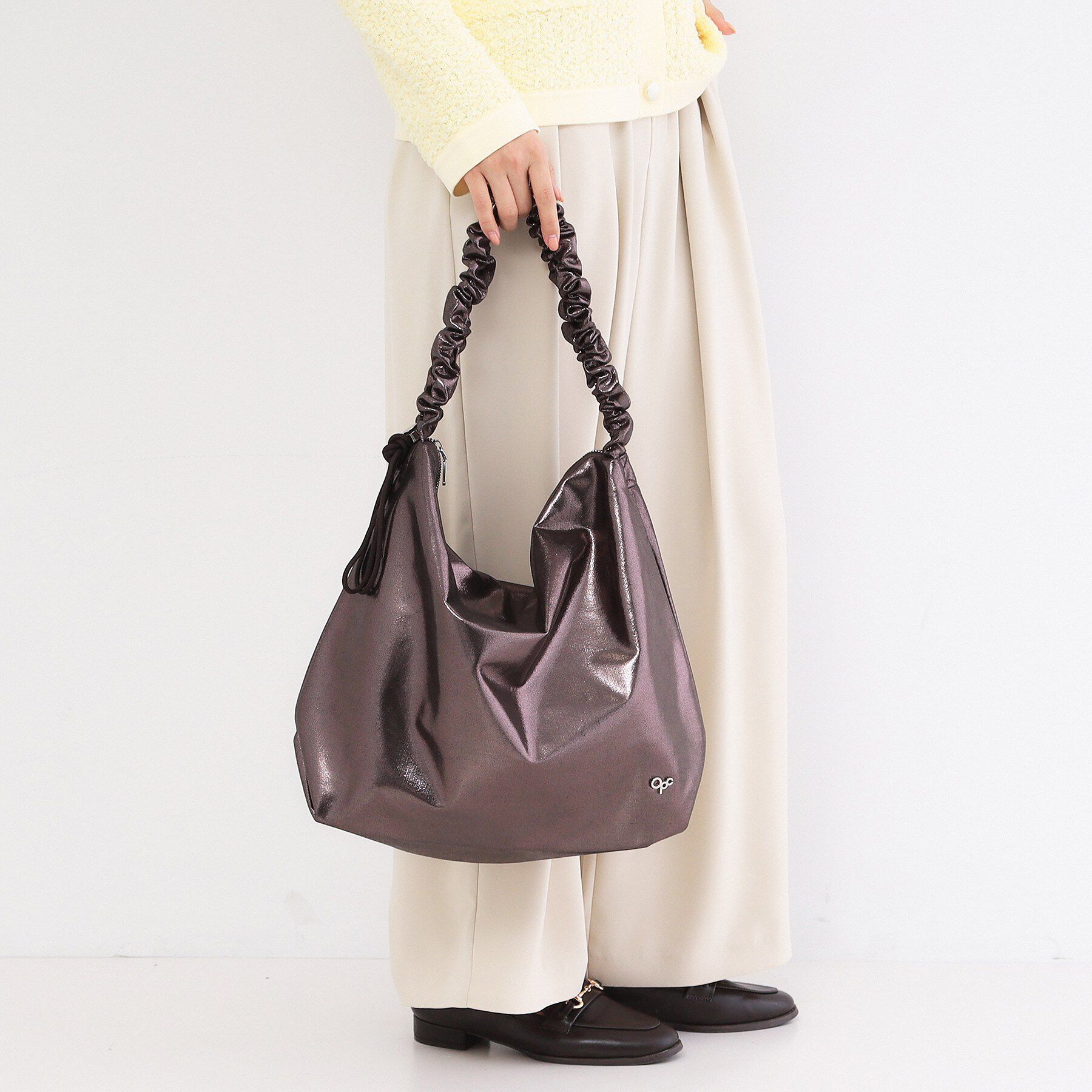 OPAQUE.CLIP「ドロストフリルハンドルA4ショルダー」|ショルダー・メッセンジャー|ブロンズ(008)