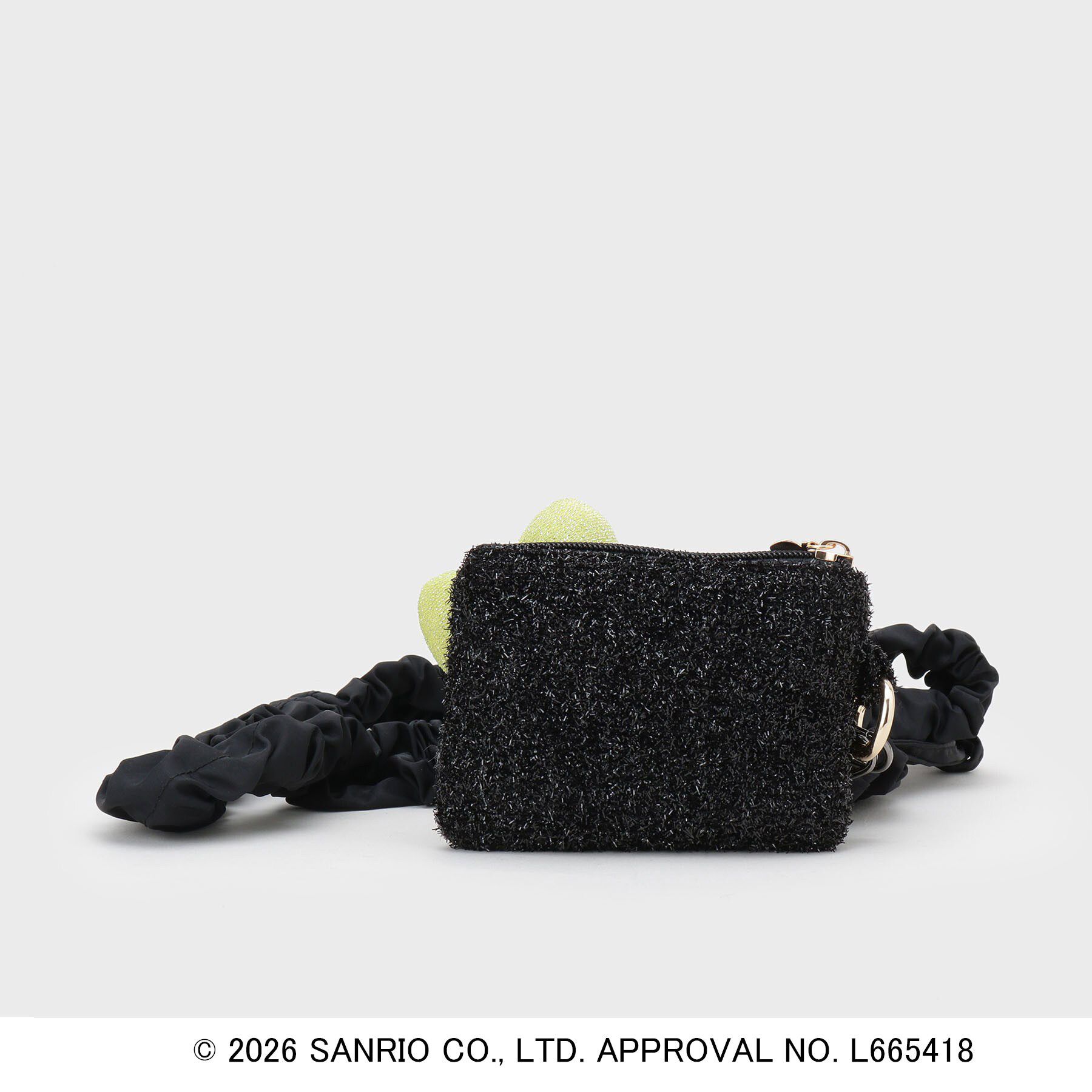 OPAQUE.CLIP「◆【ハローキティ】フェイス型2WAYキラキラフラットポーチ」|ポーチ|