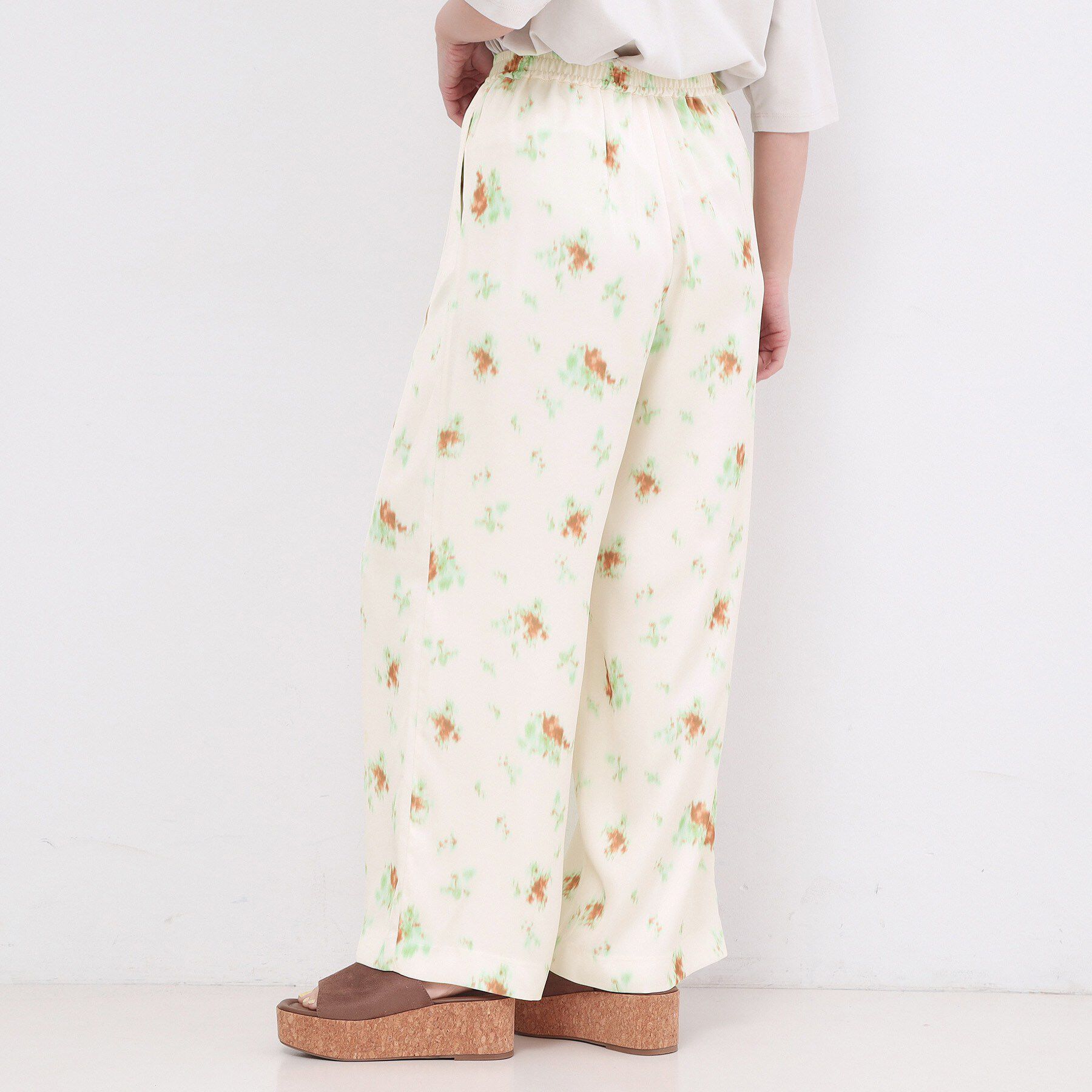 OPAQUE.CLIP「ぼかしフラワープリントワイドパンツ【洗濯機OK】」|その他|