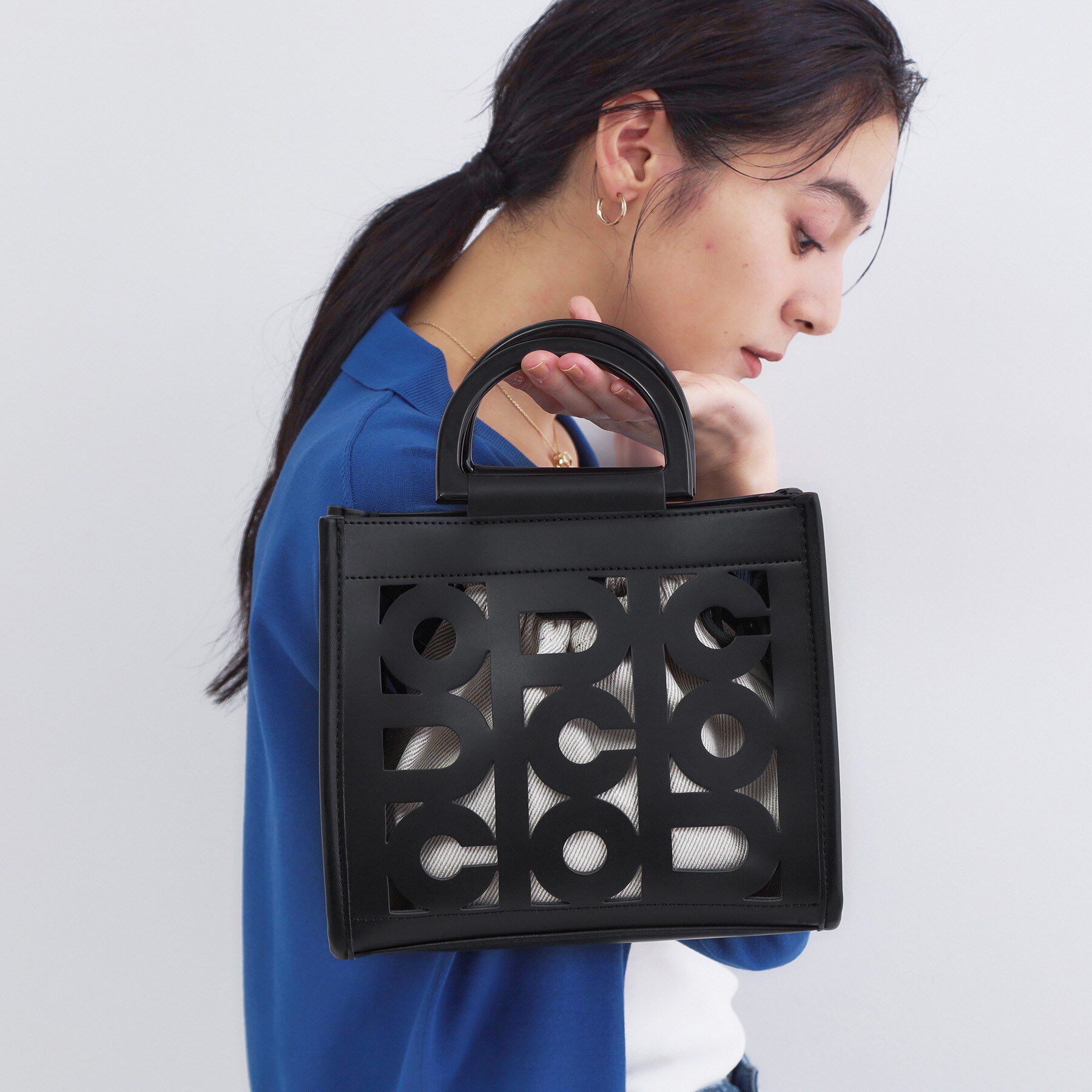 OPAQUE.CLIP「2WAYパンチングショルダートート」|トートバッグ|ブラック(019)