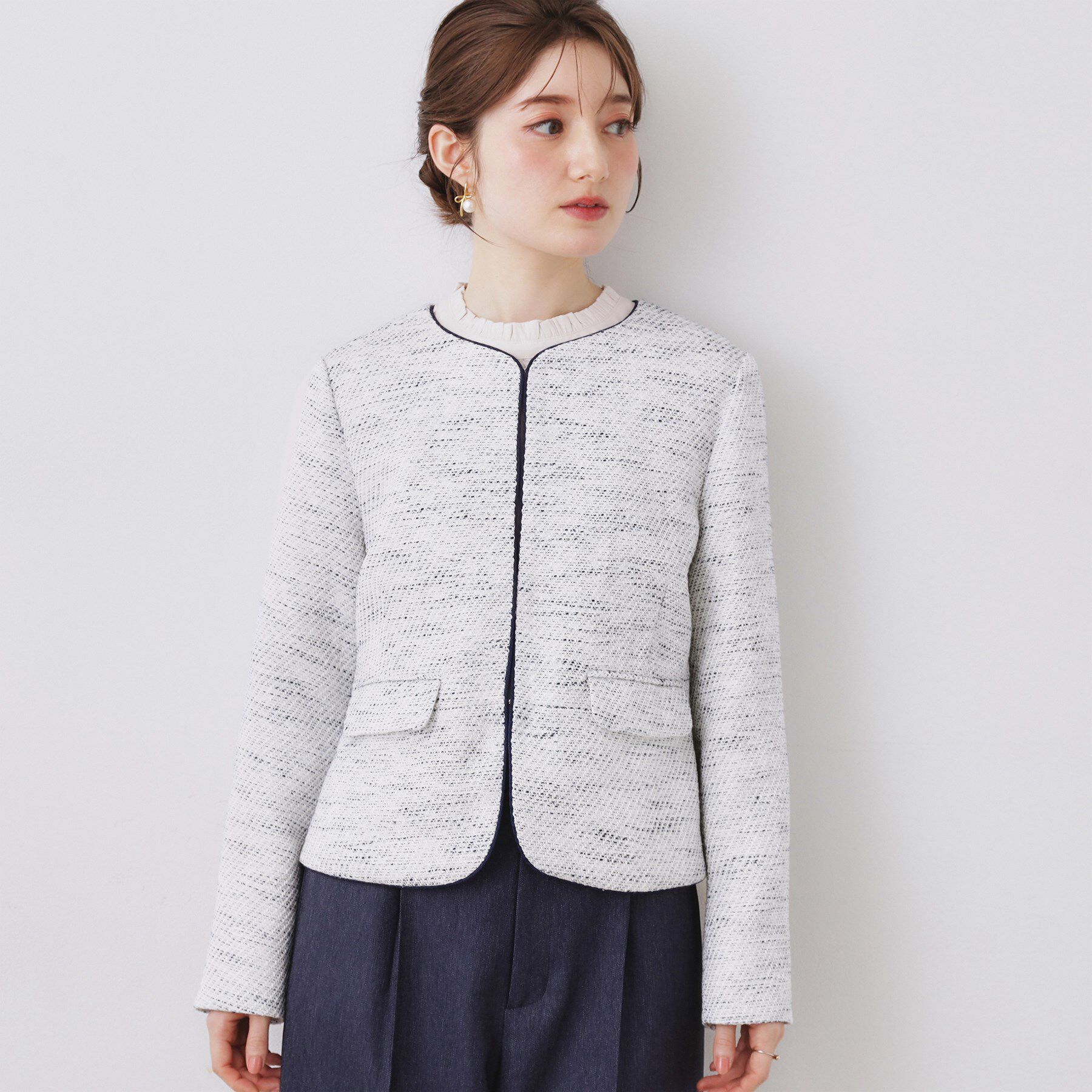 Couture broach「【ハレの日・通勤】カルゼスラブツイードジャケット」|ノーカラージャケット|