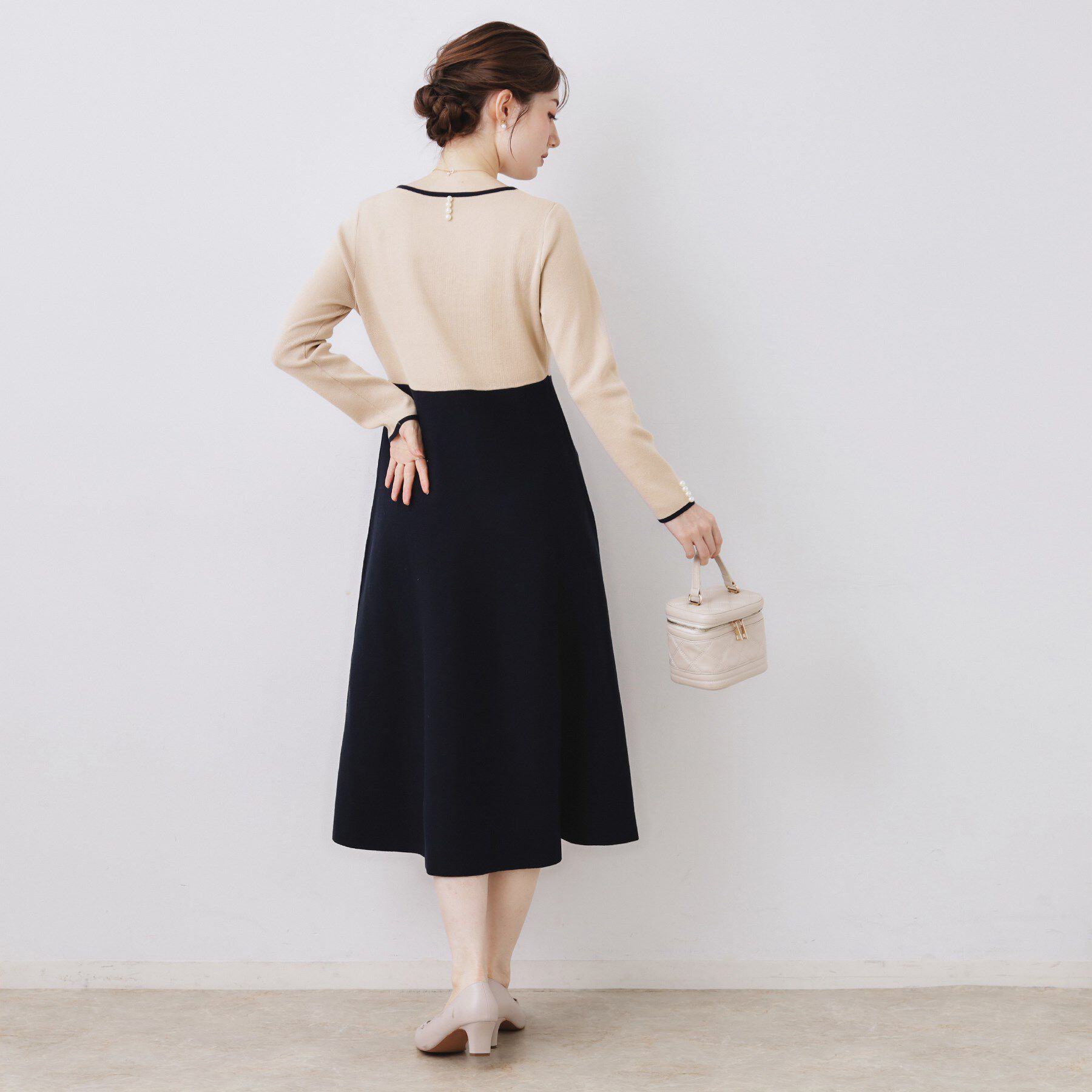 Couture broach「【ハレの日・通勤】スクエアネック バイカラー ニットワンピース」|ワンピース|