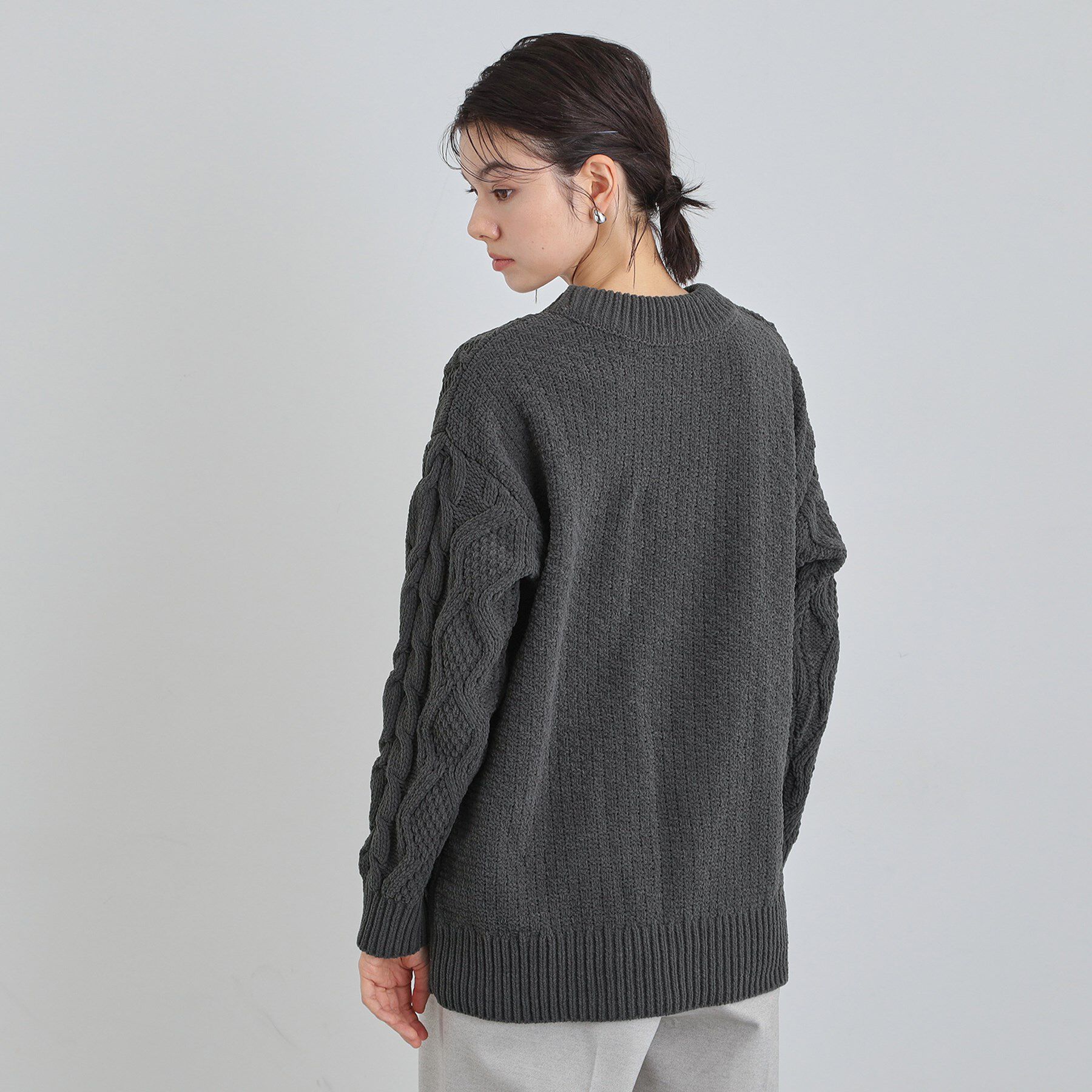 THE SHOP TK「【洗える】冬のコーデを盛り上げる マットモール ケーブルニット」|ニット・セーター|