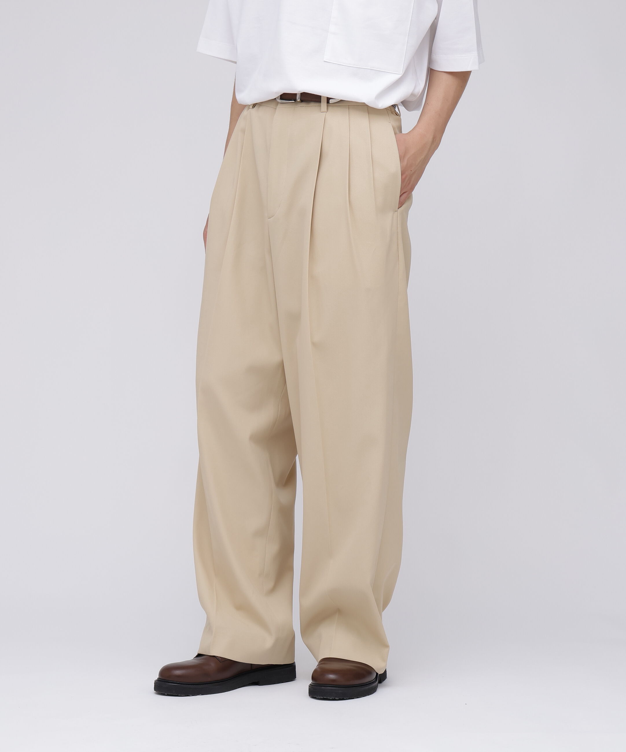 YLEVE 「YLEVE / HIGHTWISTED COTTON GABA TROUSERS」|その他|