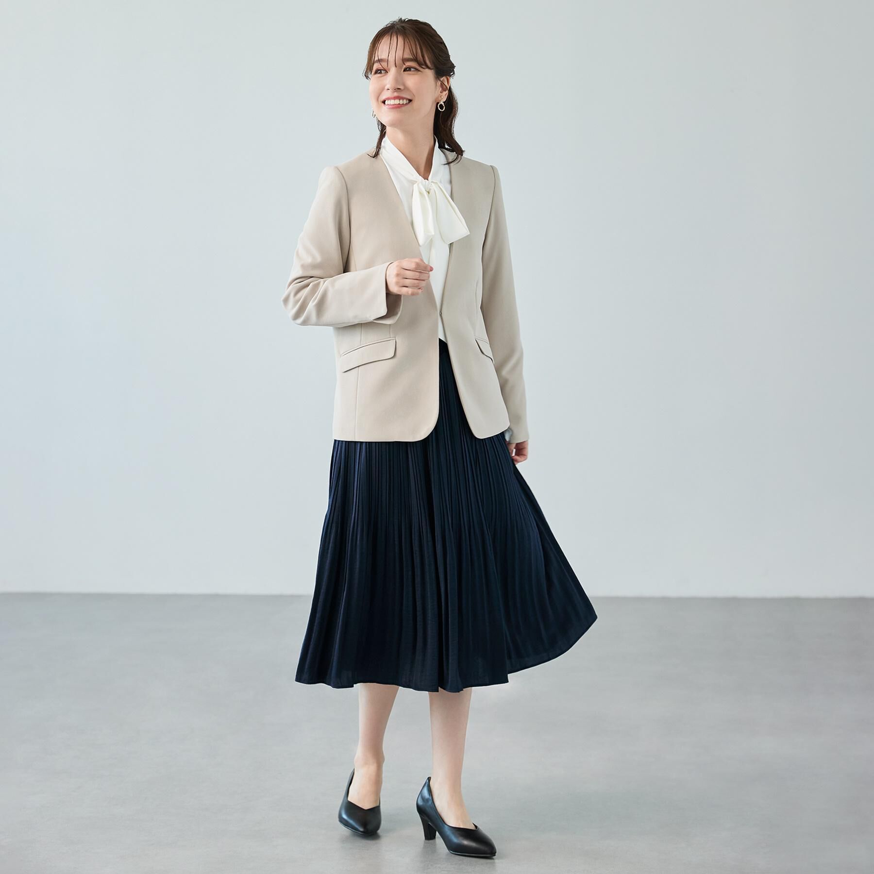 SHOO･LA･RUE「【洗濯機可/S-3L】リボンボウタイが魅力　大人の華やかブラウス」|シャツ・ブラウス|