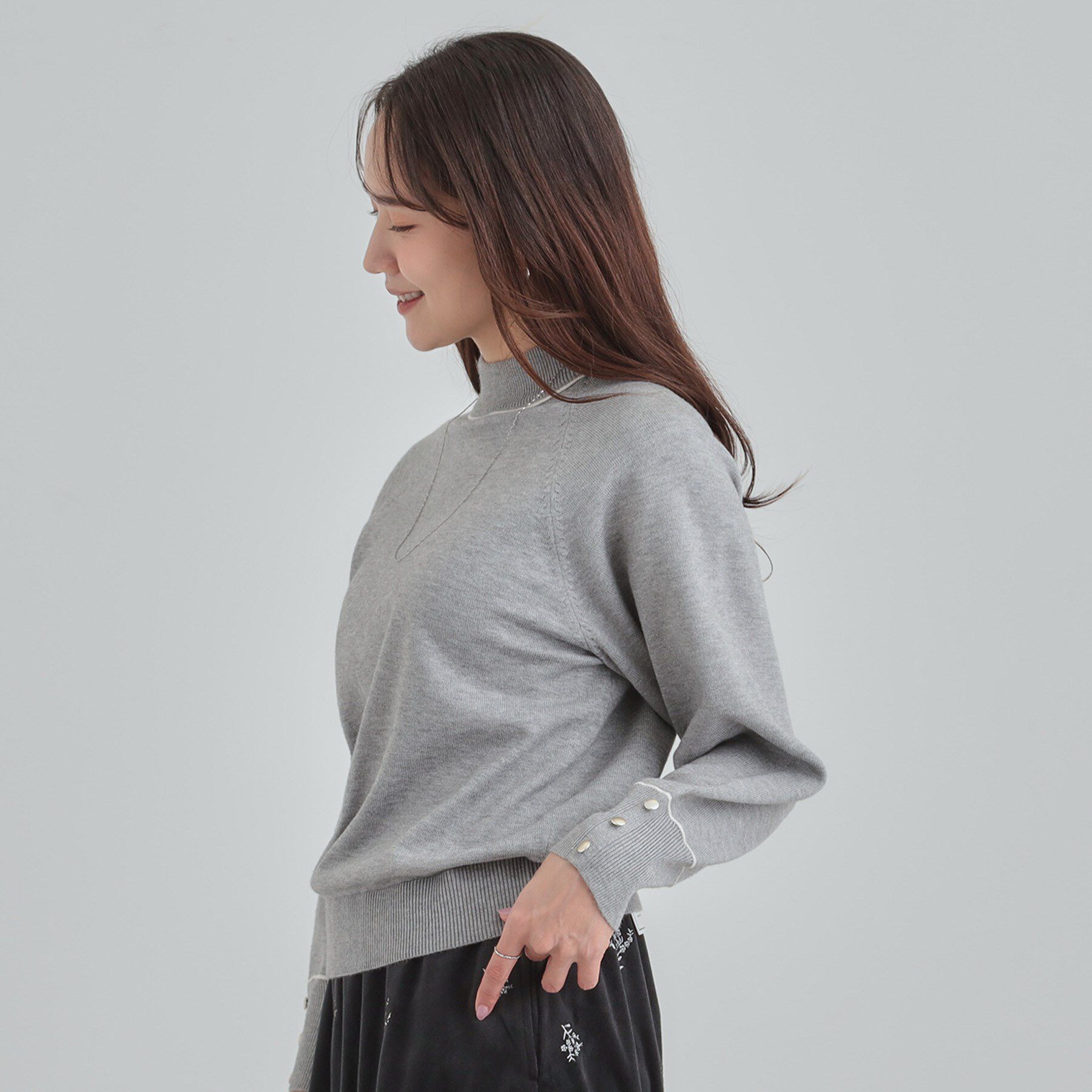 SHOO･LA･RUE「【洗濯機可/吸湿発熱】チクチクしにくいもちもちハイネックニット」|ニット・セーター|