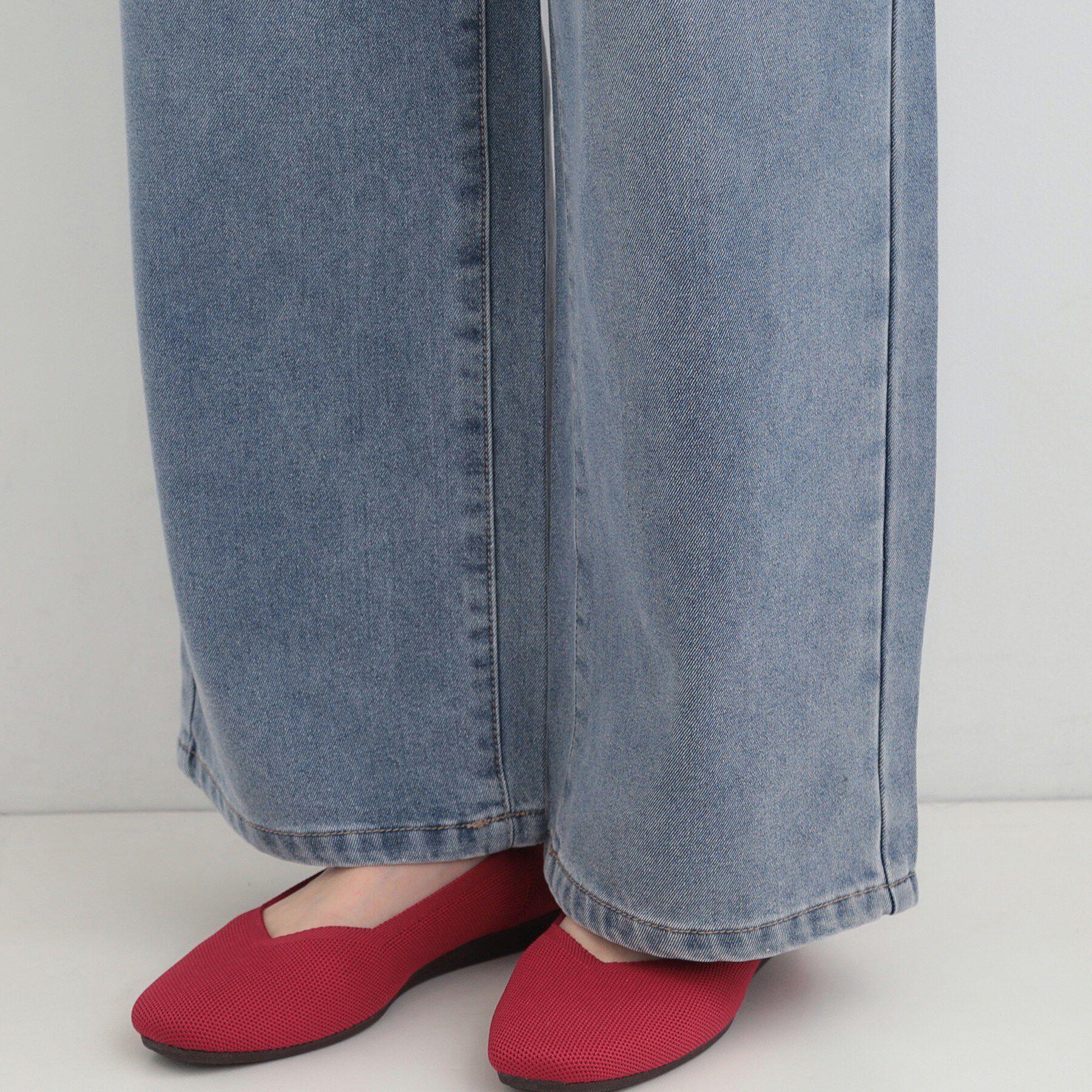 SHOO･LA･RUE「【S-LL】脚のラインを拾いにくい デニムワイドパンツ」|デニム|