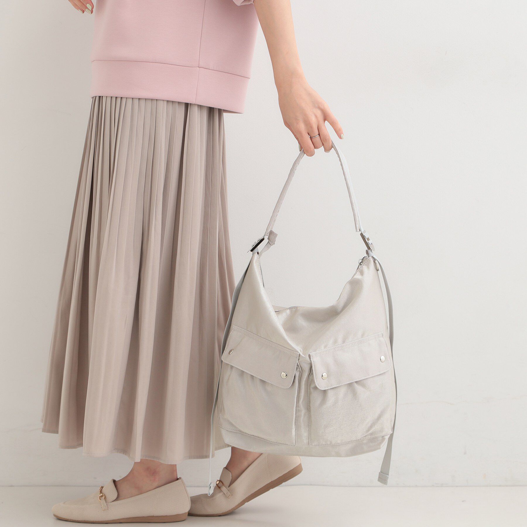 SHOO･LA･RUE「ダブルポケットワンショルダーバッグ」|ショルダー・メッセンジャー|シルバー(006)