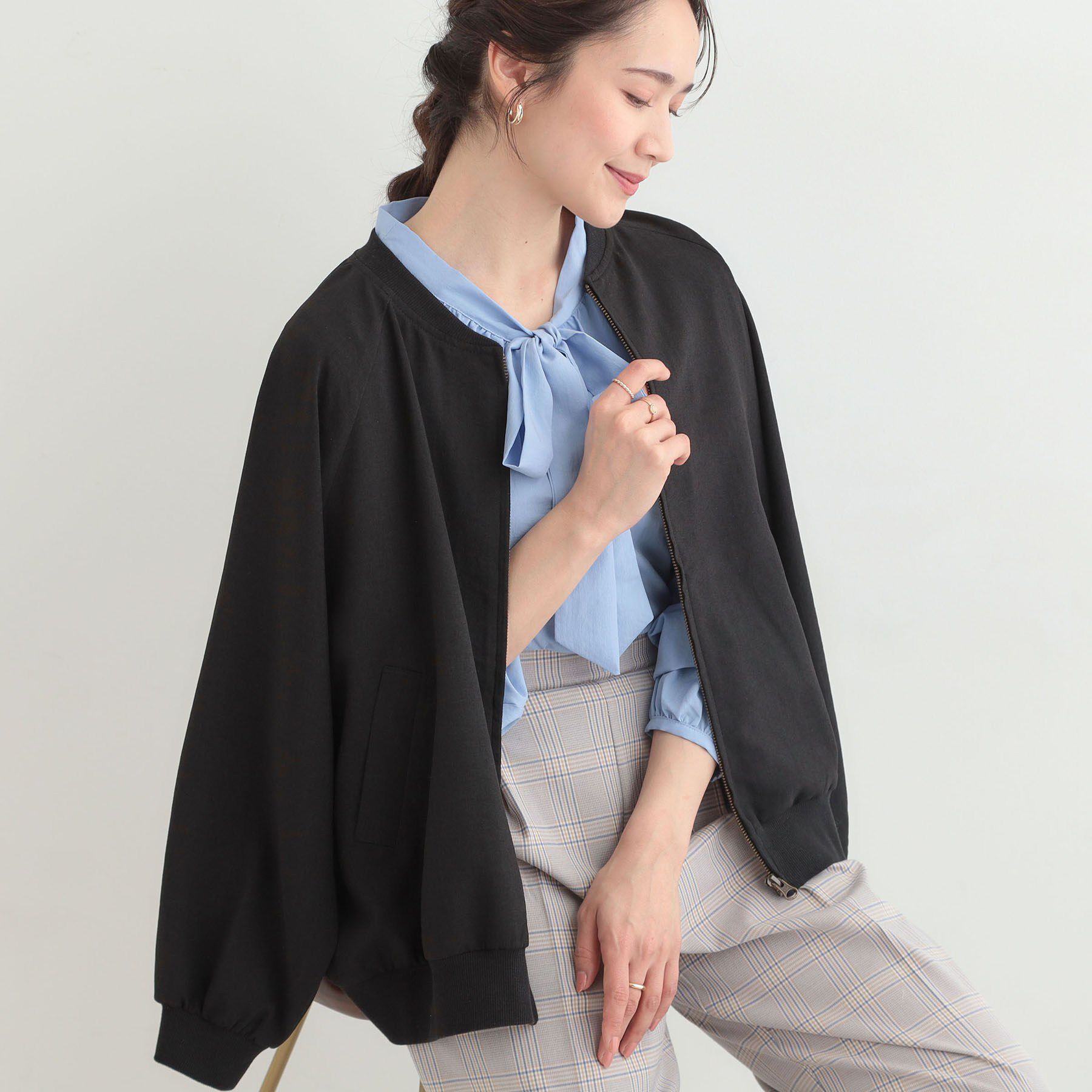 SHOO･LA･RUE「【洗濯機可/S-LL】さらっと快適　麻調ゆるリブブルゾン」|ブルゾン・スタジャン|ブラック(019)