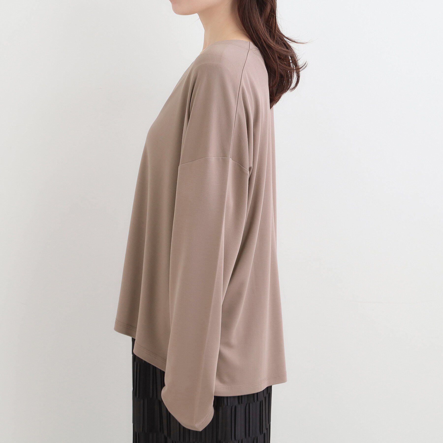 SHOO･LA･RUE「【S-LL/UV】手の甲まで隠れる 指穴付き とろみVネックカーディガン」|カーディガン|