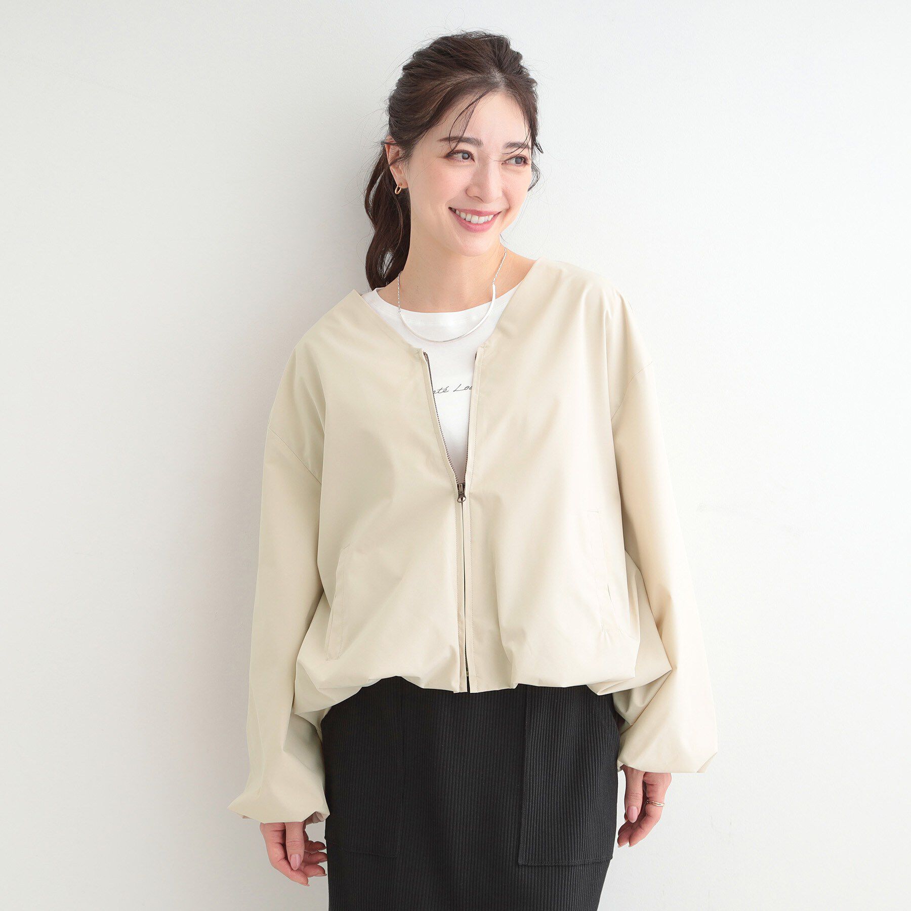 SHOO･LA･RUE「【防風/撥水/S-LL】顔回りすっきり見え　Vネックバルーンブルゾン」|ブルゾン・スタジャン|