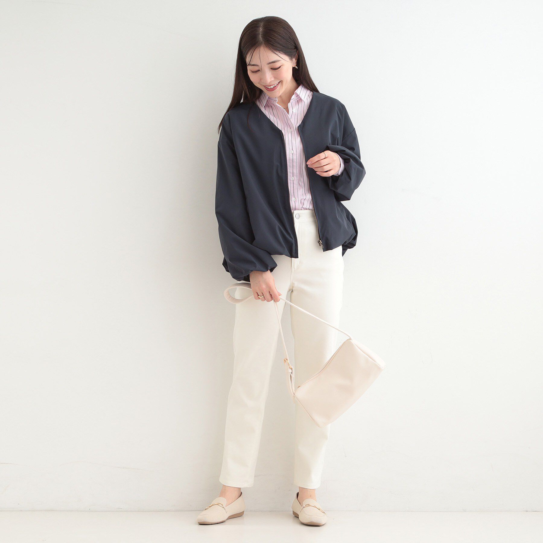 SHOO･LA･RUE「【防風/撥水/S-LL】顔回りすっきり見え　Vネックバルーンブルゾン」|ブルゾン・スタジャン|