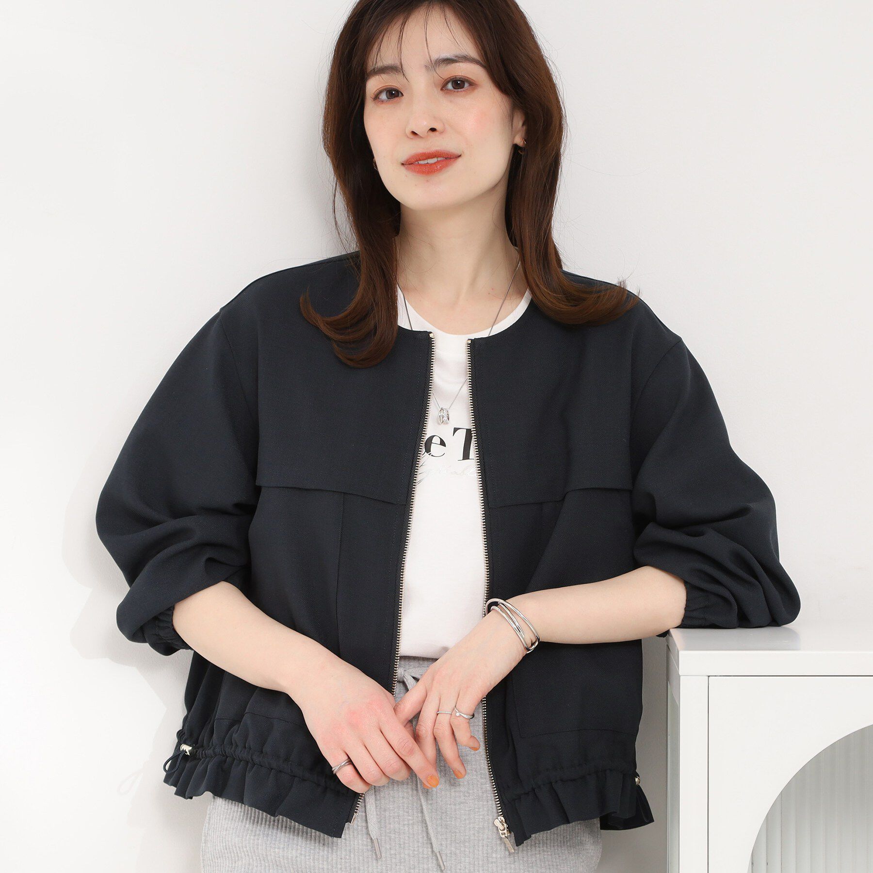 SHOO･LA･RUE「【S-LL】スタイルアップを叶える　大人のドロストブルゾン」|ブルゾン・スタジャン|ネイビー(094)