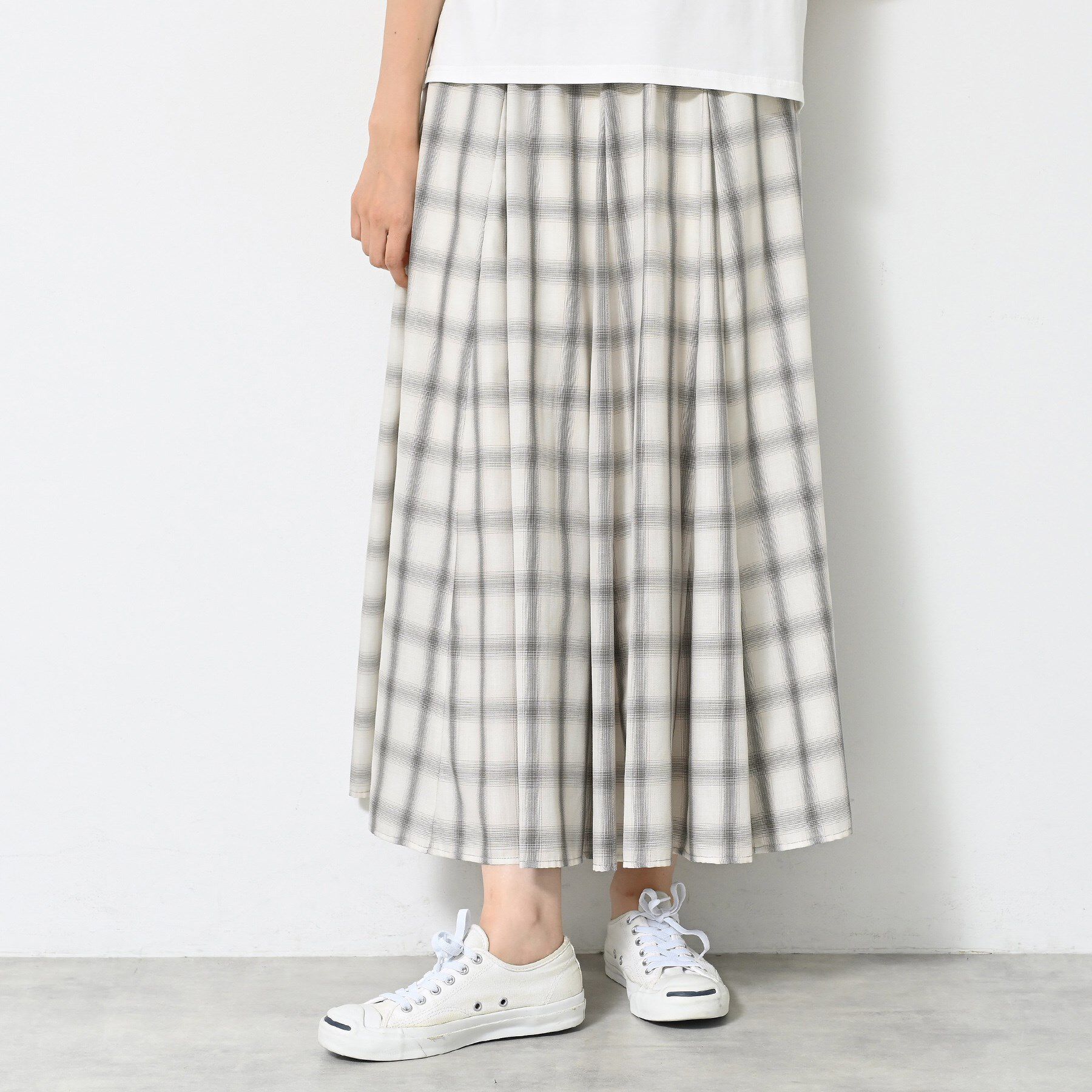 Dessin「【ウエストゴム・洗える】オンブレーチェック柄スカート」|スカート|