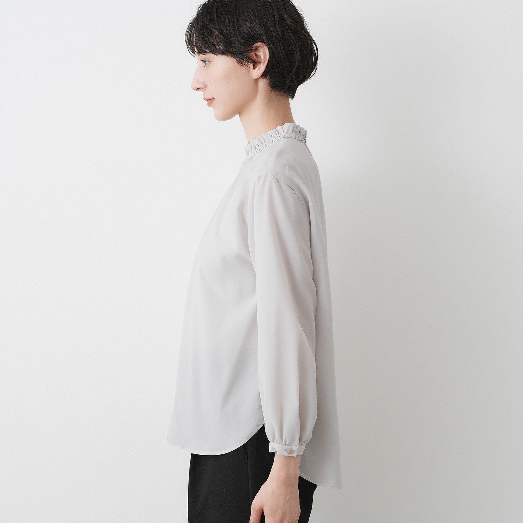 Dessin「【洗える】フリルネックジョーゼットブラウス」|シャツ・ブラウス|