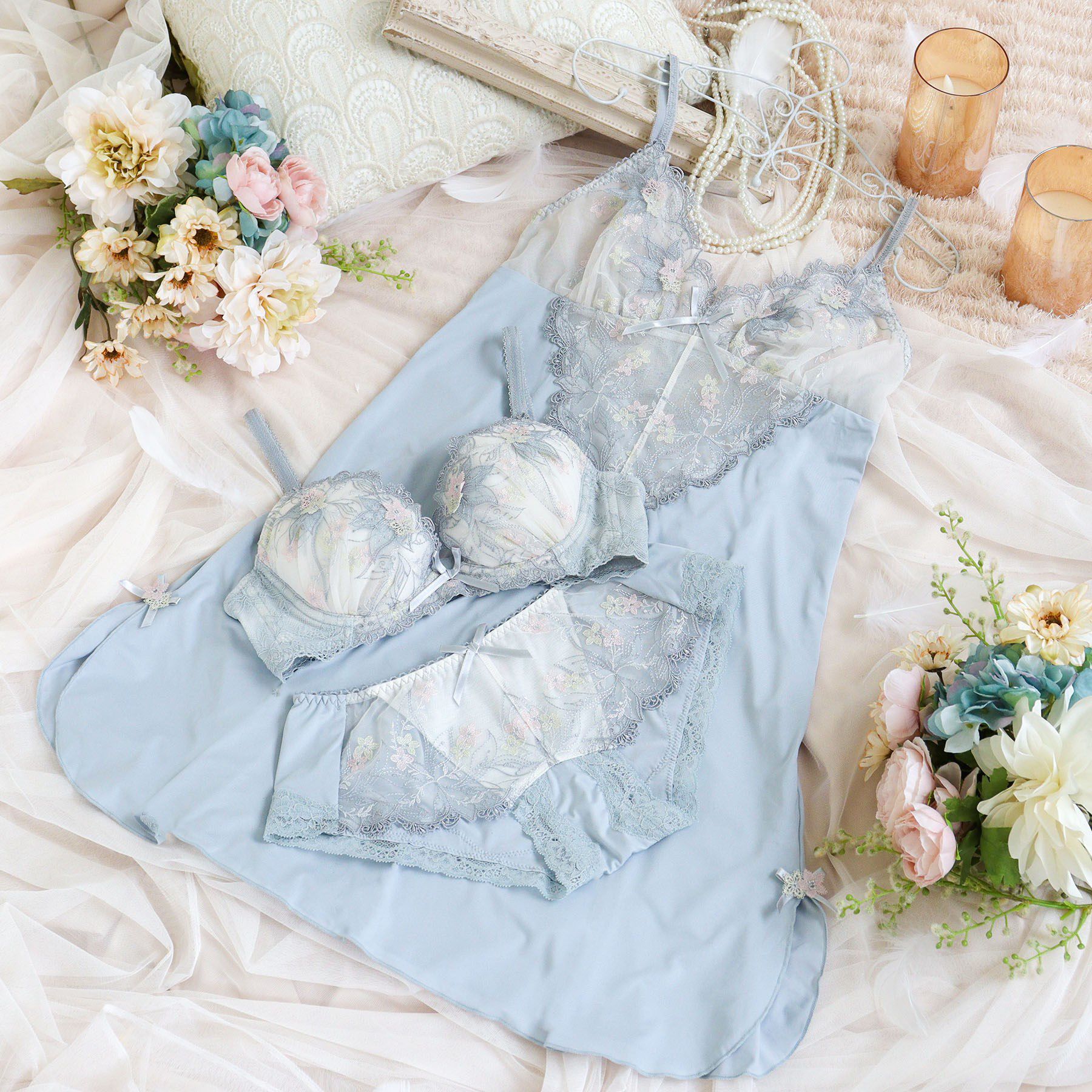 Risa Magli「セレスティナ ブラジャー (B-C) ＜V Make Type＞」|インナー|