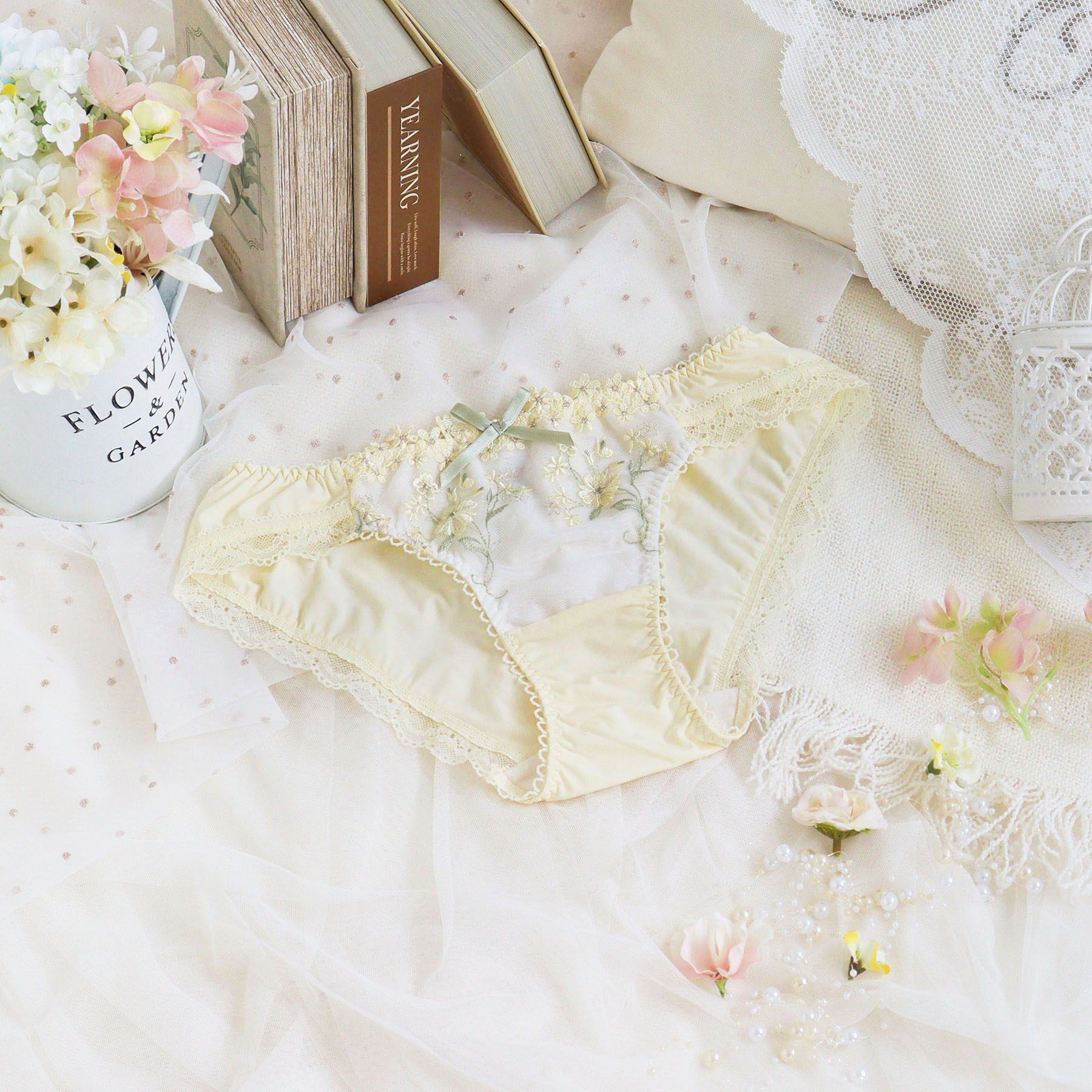 Risa Magli「レーナ ノーマルショーツ」|インナー|イエロー(032)