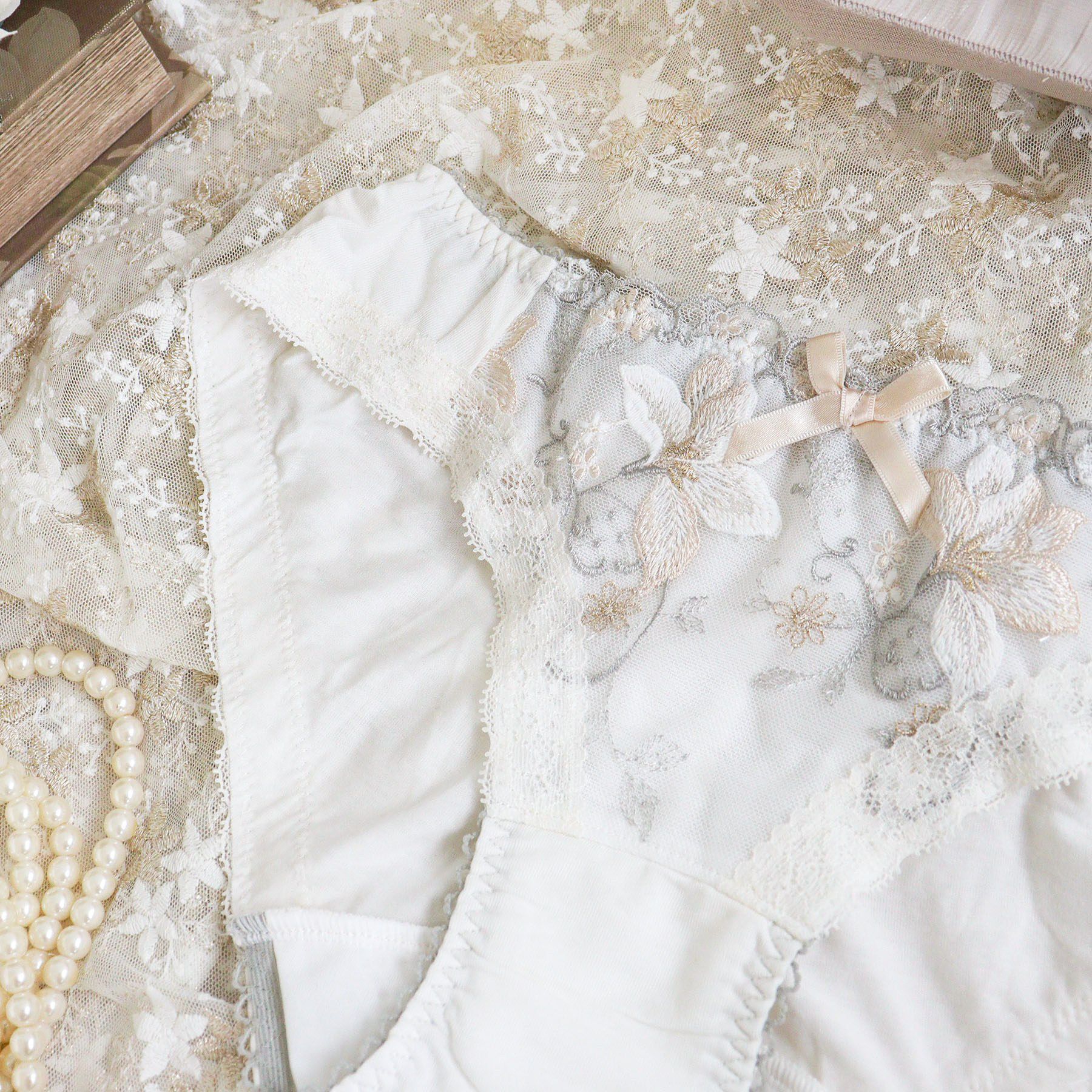 Risa Magli「フルーリ サニタリー」|インナー|