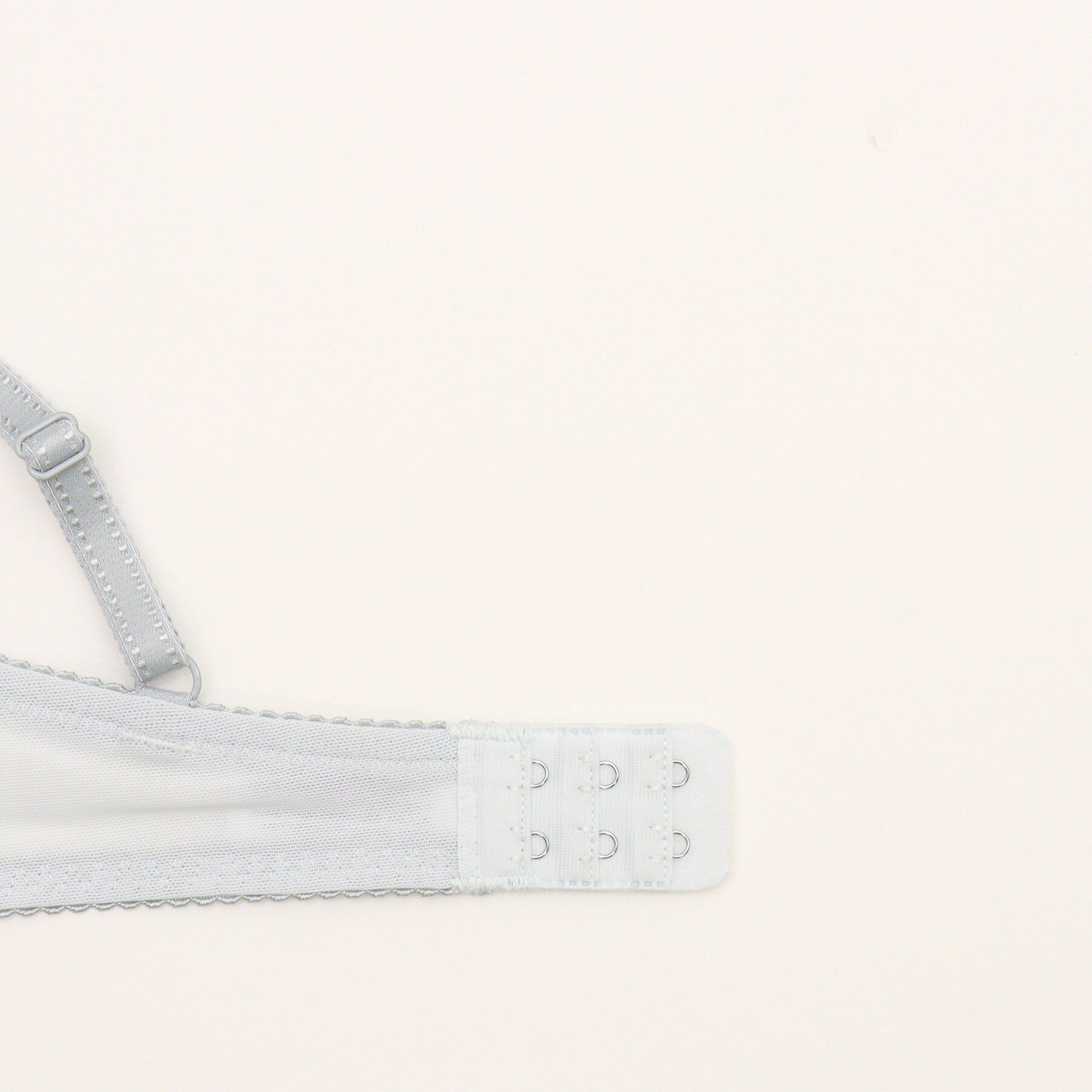 Risa Magli「リーゼル ブラジャー (B-C) ＜Side Shape（サイドシェイプ）＞」|インナー|