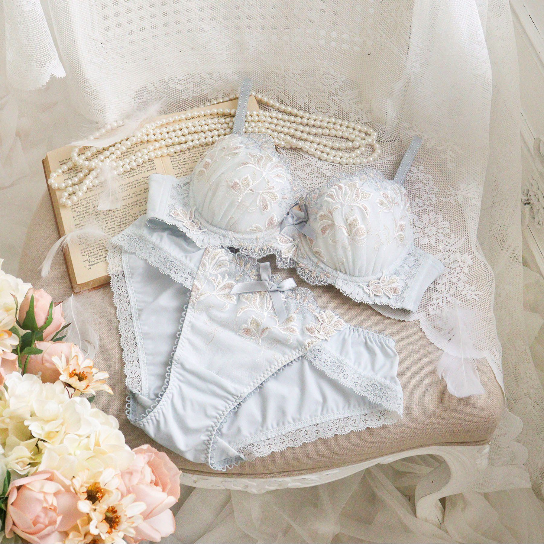 Risa Magli「リーゼル ブラジャー (B-C) ＜Side Shape（サイドシェイプ）＞」|インナー|