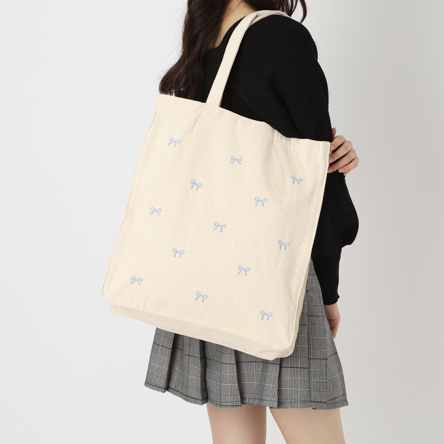 Ober Tashe「【新生活・新学期】リボン刺繍キャンバストートバッグ」|トートバッグ|