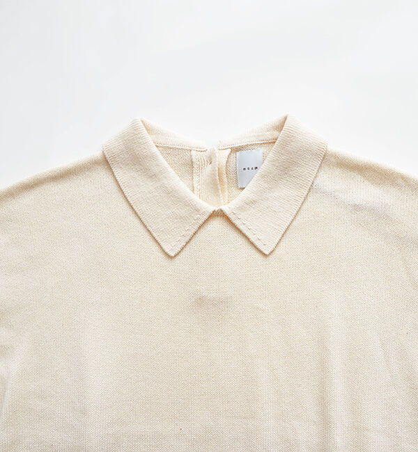 休日と詩「休日のやさしい襟のニット」|ニット・セーター|