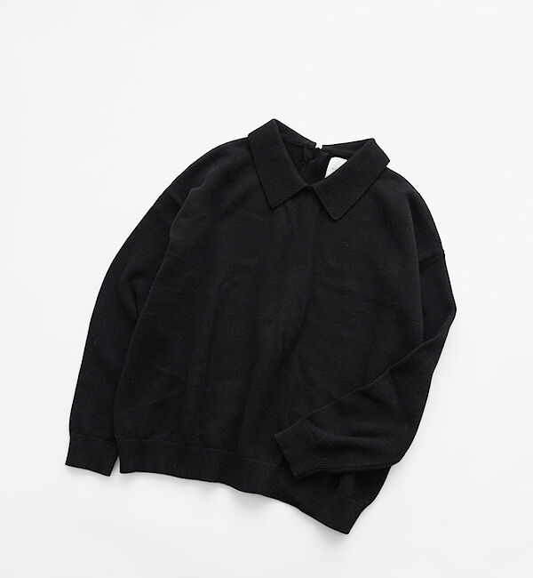 休日と詩「休日のやさしい襟のニット」|ニット・セーター|