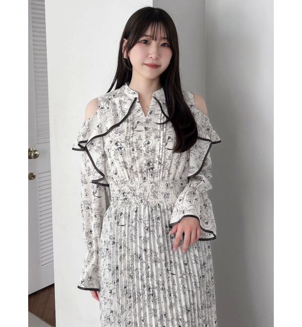 dazzlin「オープンショルダーフラワープリーツワンピース」|ワンピース|