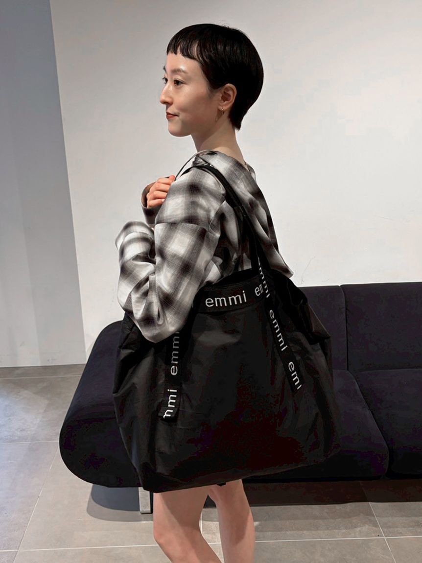 emmi atelier「【ONLINE限定】撥水emmiロゴビックトートバッグ」|トートバッグ|