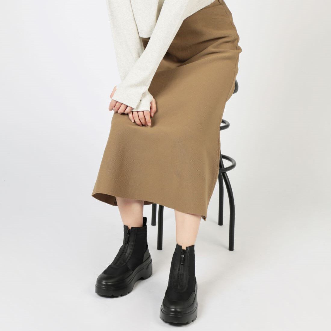 HUNTER「レディース エクスプローラー アンクル ジップ フラットフォームブーツ」|ショートブーツ|