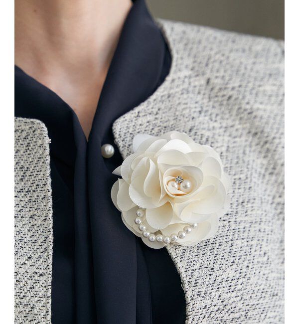 ikka「フラワーコサージュ A」|その他|オフホワイト
