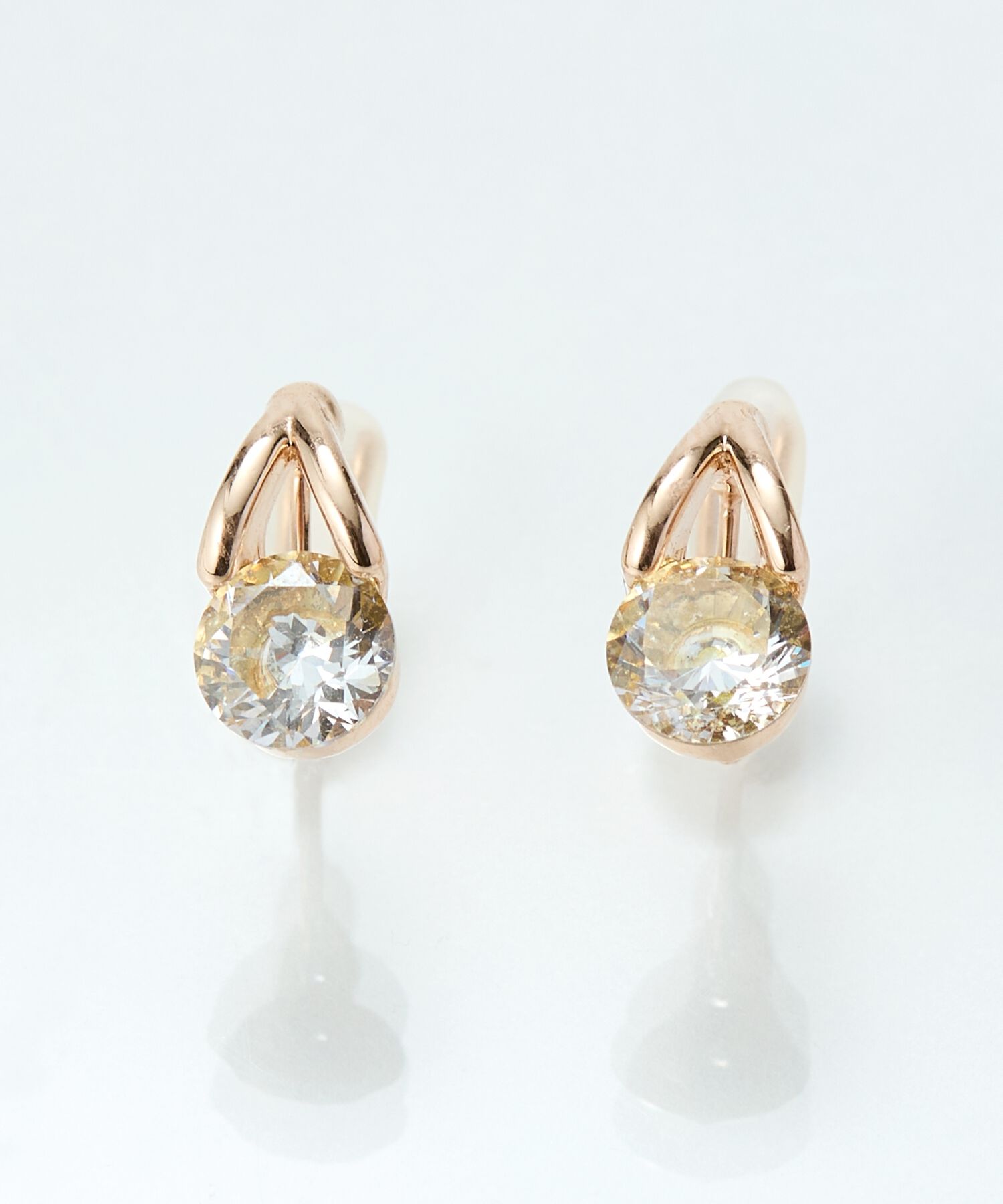 Phoebe「【金属アレルギー対応】【痛くないシリーズ】ルーセントビジューライトフィットイヤリング　ローズゴールド」|イヤリング|