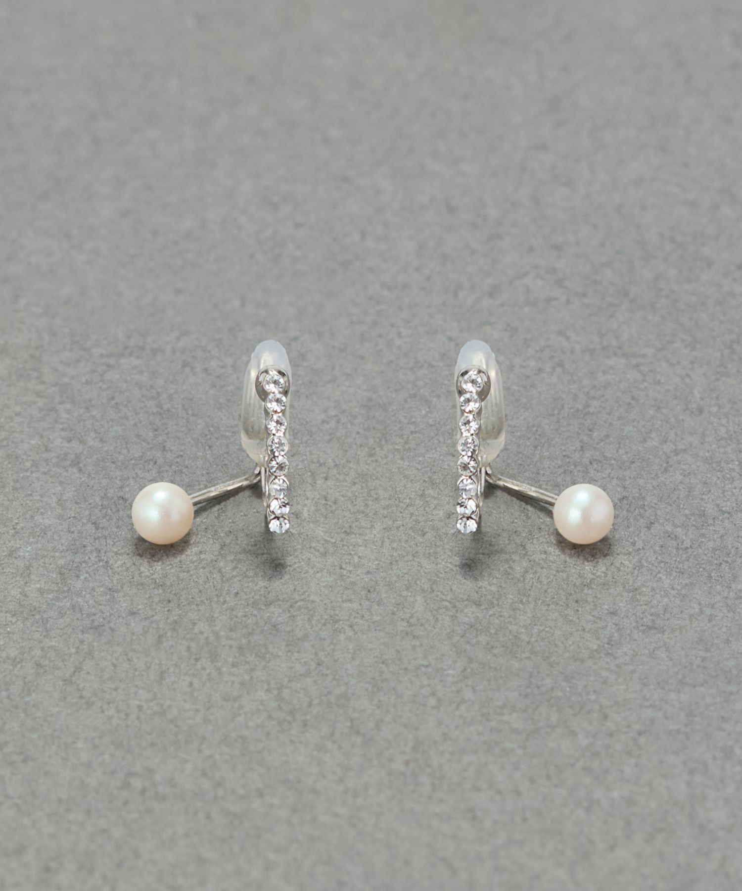 Phoebe「【痛くないシリーズ】ラインストーンパールフロートライトフィットイヤリング　シルバー」|イヤリング|シルバー