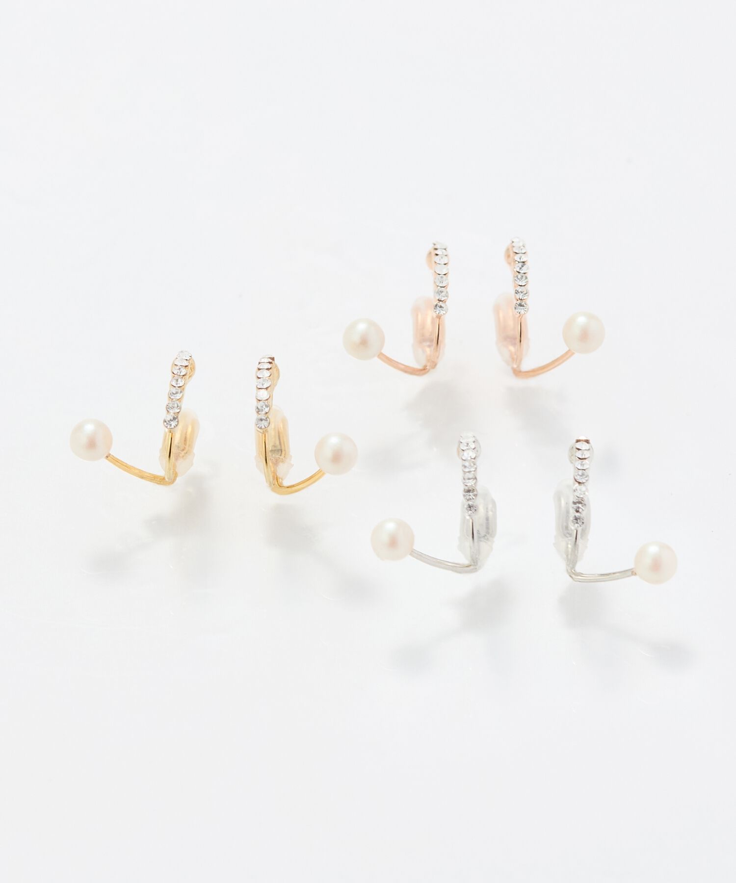 Phoebe「【痛くないシリーズ】ラインストーンパールフロートライトフィットイヤリング　シルバー」|イヤリング|