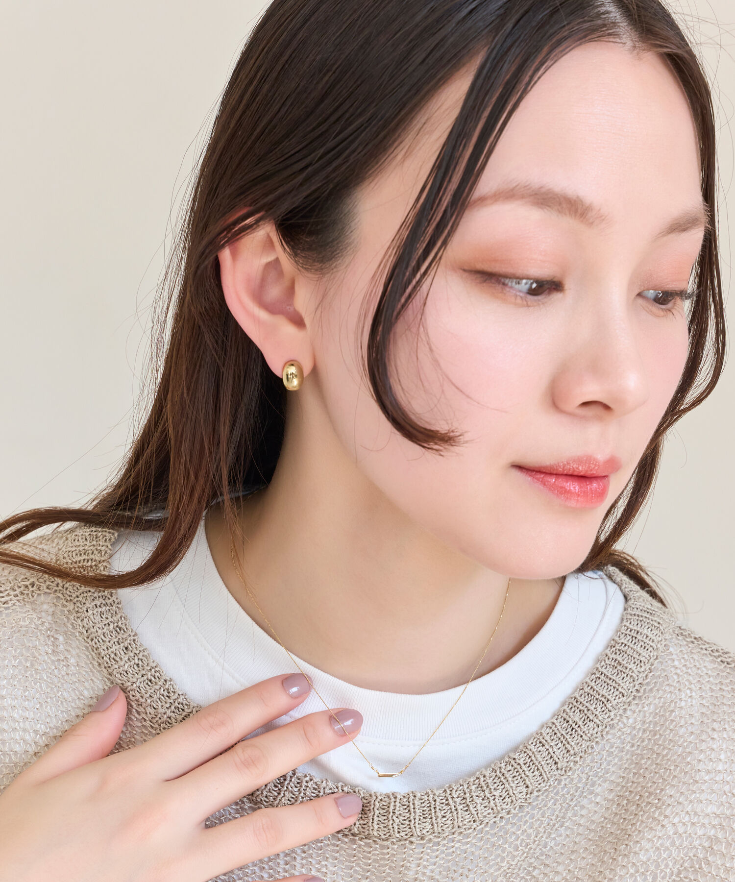 Phoebe「【ピアス見えシリーズ/金属アレルギー対応】オーバルフープスナップイヤリング　ゴールド」|イヤリング|