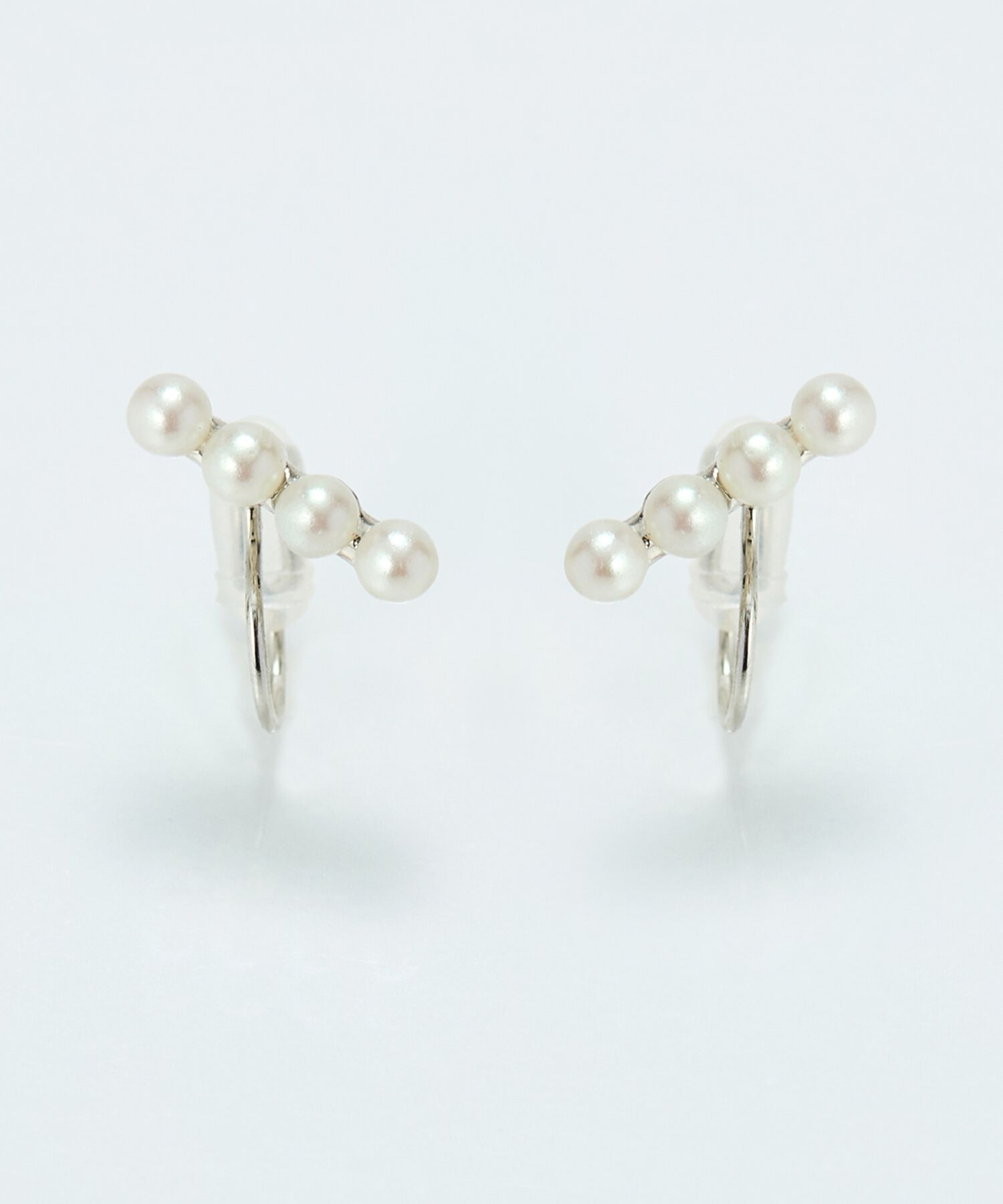 Phoebe「【痛くないシリーズ/金属アレルギー対応】バランスパールライトフィットイヤリング　シルバー」|イヤリング|