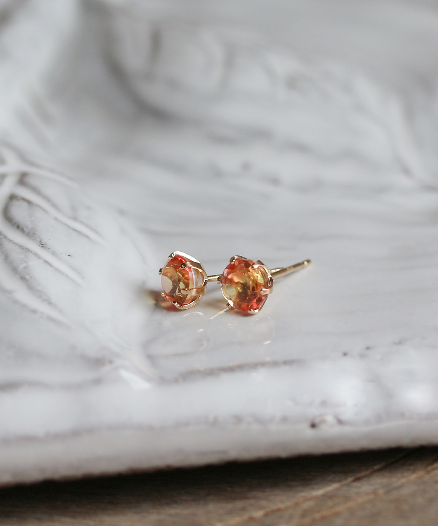  「グラデーションクリスタル ピアス | K10YG」|ピアス|