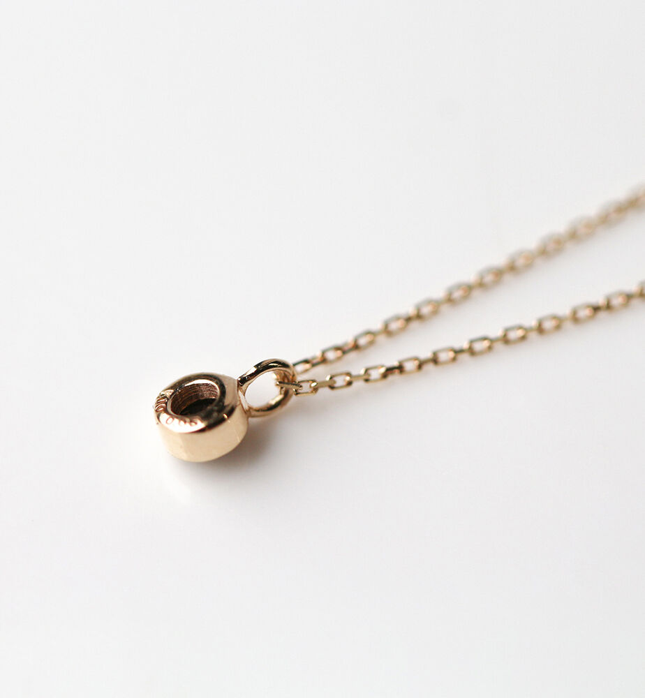  「一石 ブラックダイヤモンド 0.05ct ネックレス | K10YG」|ネックレス|