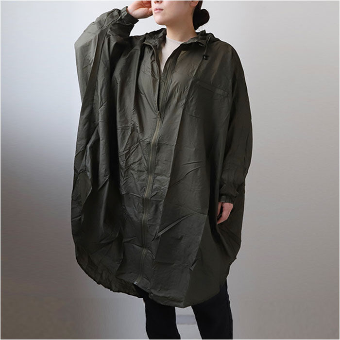 BACKYARD FAMILY「レインコート ポンチョ 通販 レインポンチョ コンパクト レディース メンズ 軽量 軽い」|レインコート|