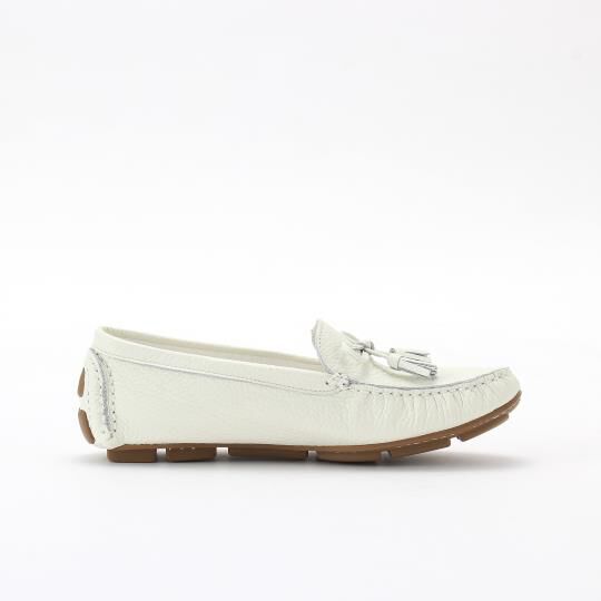 銀座かねまつ「AL240131PS1WHT　【本革】ドライヴィングシューズ【人気】」|ローファー|
