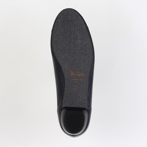 銀座かねまつ「SI240232SHPENADBL 【定番】【本革】バレエパンプス」|パンプス|