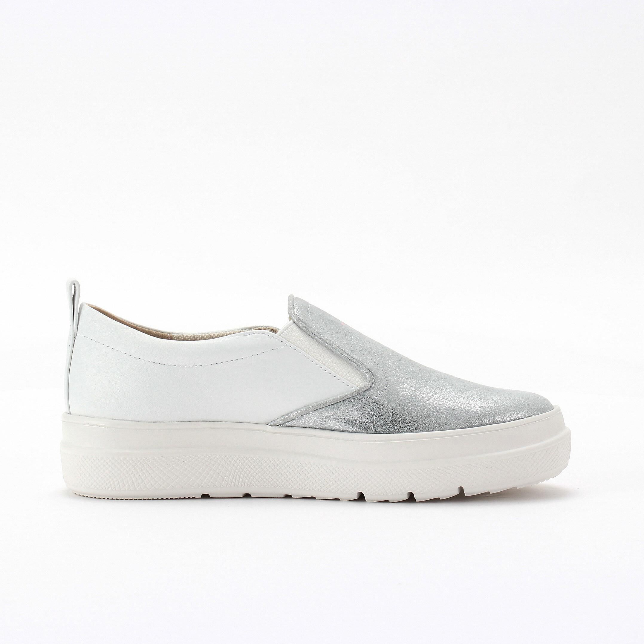 銀座かねまつ「LSFY2605METSTESLVWHT 【本革】【防水】アクアベルスリッポン」|スニーカー|